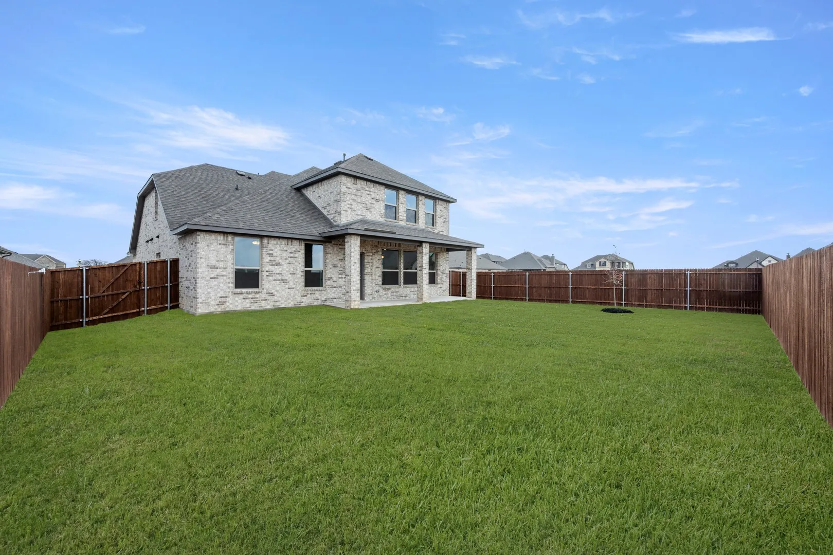 1101 Worthington- Back