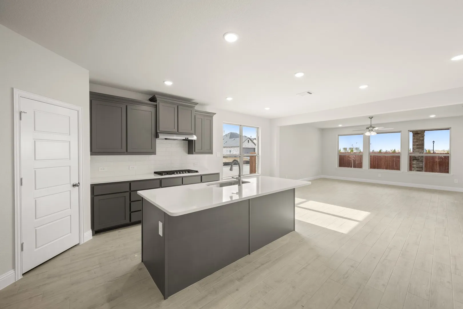 1101 Worthington- Kitchen