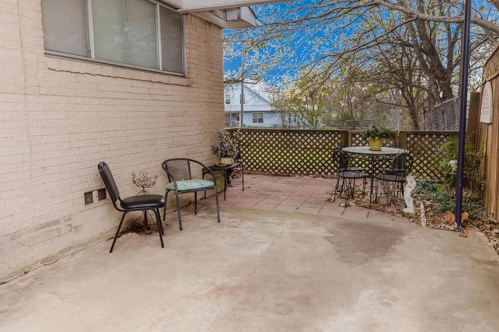 Patio area to enjoy the sunset.