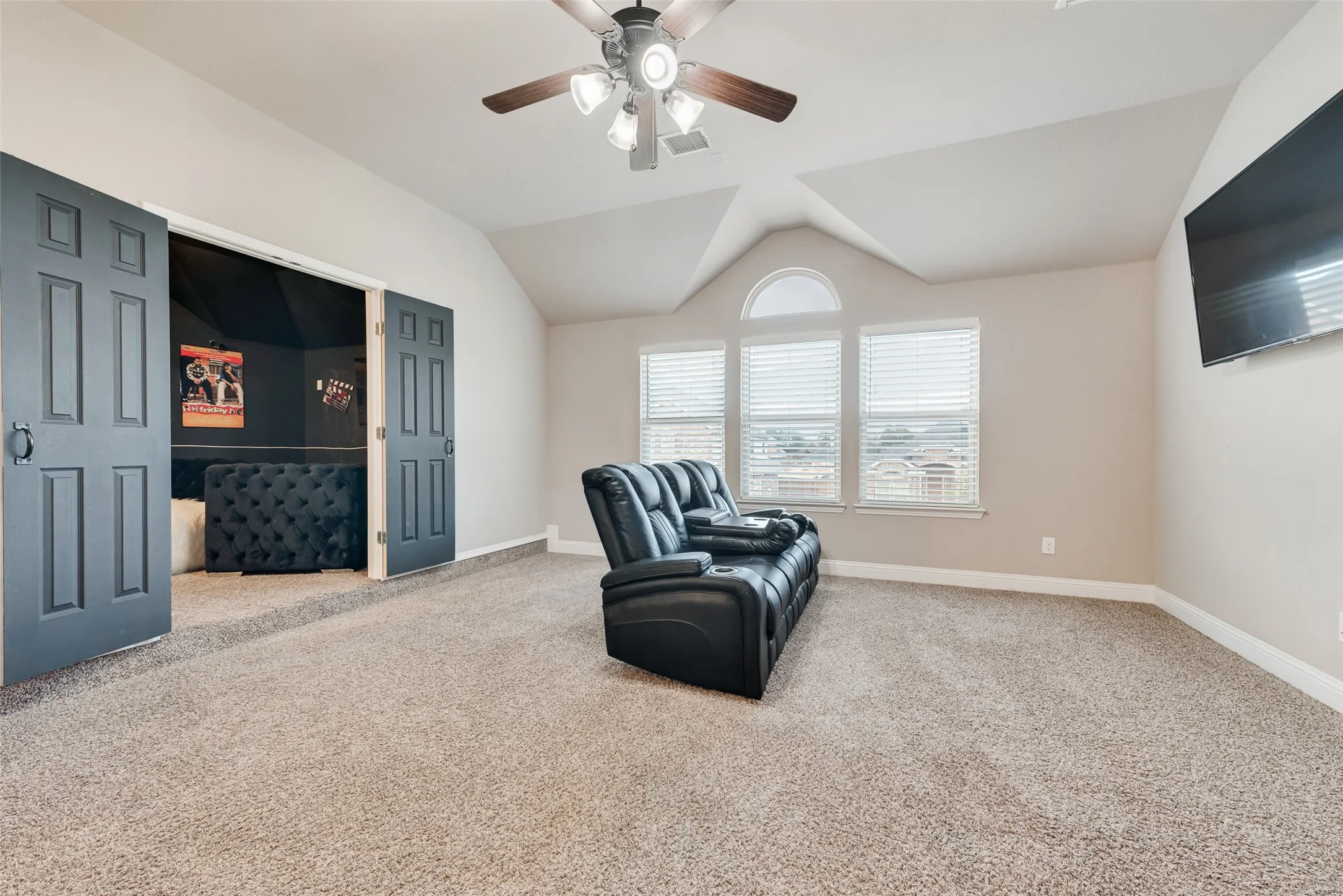 Single Family Residence For Sale in Tarrant County , 7112 Playa Norte Drive, Grand Prairie, Texas 75054, 5 Bedrooms, 4 Bathrooms, 3 Garage spaces, 4,214 Sqft, built in 2018, Preowned, Price $649,900, mls#21132440, Real Estate Agent in Grand Prairie, Homes For Sale in Tarrant county, Homes For Sale in Grand Prairie, Realtor in Grand Prairie Texas, Real Estate Brokerage Independent Realty Texas, Luminita Cordes Realtor