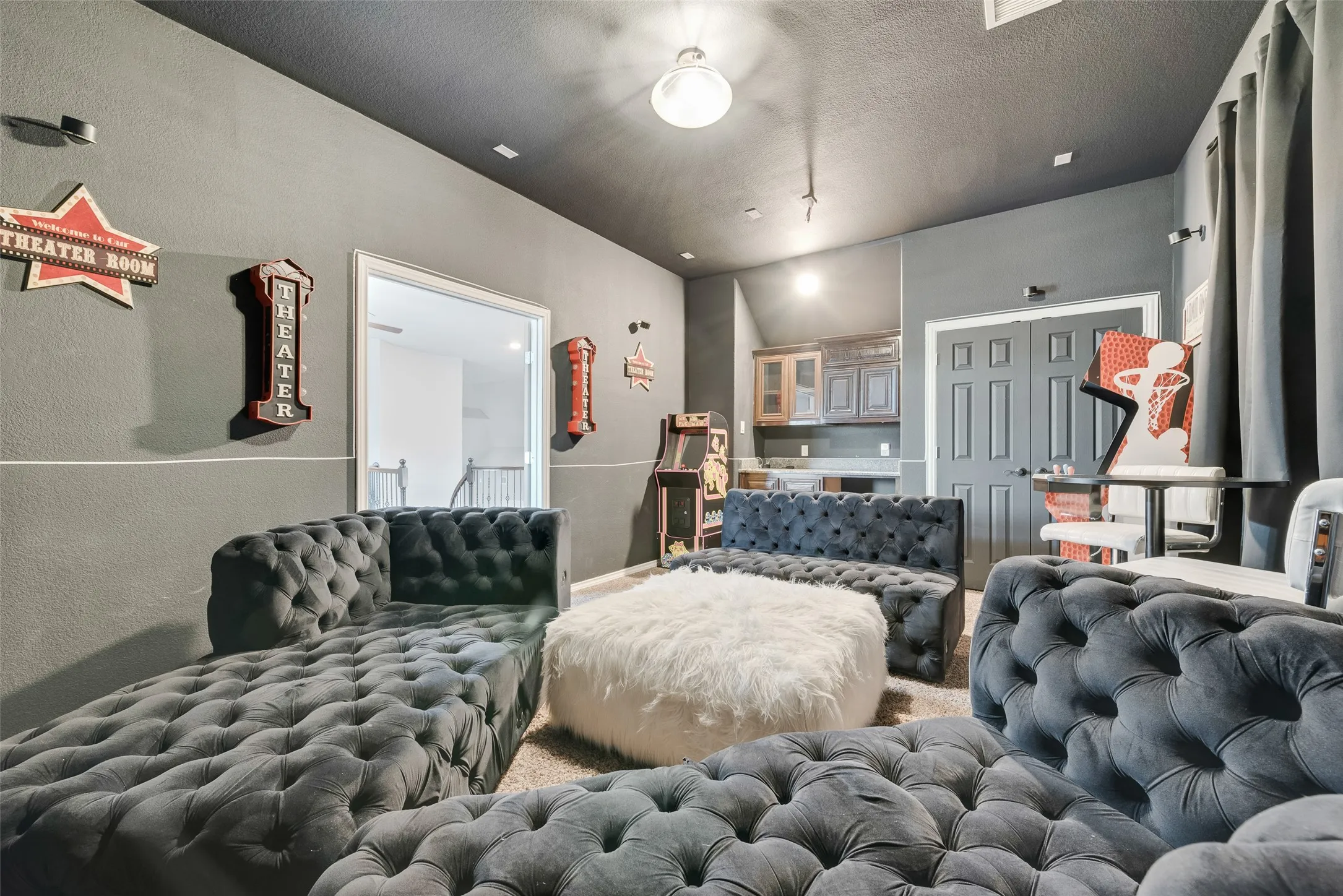 Single Family Residence For Sale in Tarrant County , 7112 Playa Norte Drive, Grand Prairie, Texas 75054, 5 Bedrooms, 4 Bathrooms, 3 Garage spaces, 4,214 Sqft, built in 2018, Preowned, Price $649,900, mls#21132440, Real Estate Agent in Grand Prairie, Homes For Sale in Tarrant county, Homes For Sale in Grand Prairie, Realtor in Grand Prairie Texas, Real Estate Brokerage Independent Realty Texas, Luminita Cordes Realtor