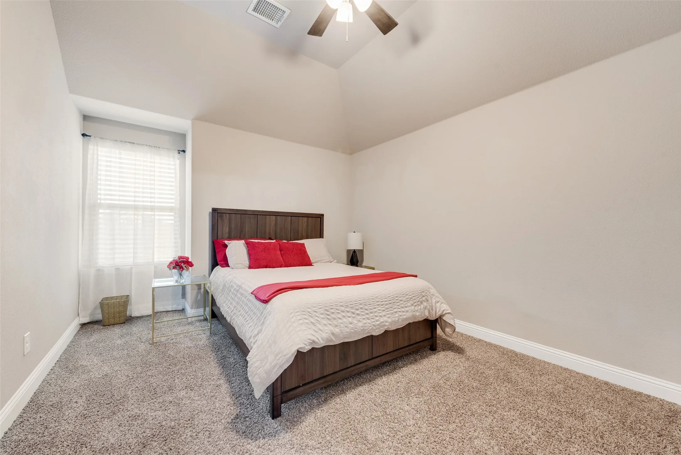 Single Family Residence For Sale in Tarrant County , 7112 Playa Norte Drive, Grand Prairie, Texas 75054, 5 Bedrooms, 4 Bathrooms, 3 Garage spaces, 4,214 Sqft, built in 2018, Preowned, Price $649,900, mls#21132440, Real Estate Agent in Grand Prairie, Homes For Sale in Tarrant county, Homes For Sale in Grand Prairie, Realtor in Grand Prairie Texas, Real Estate Brokerage Independent Realty Texas, Luminita Cordes Realtor