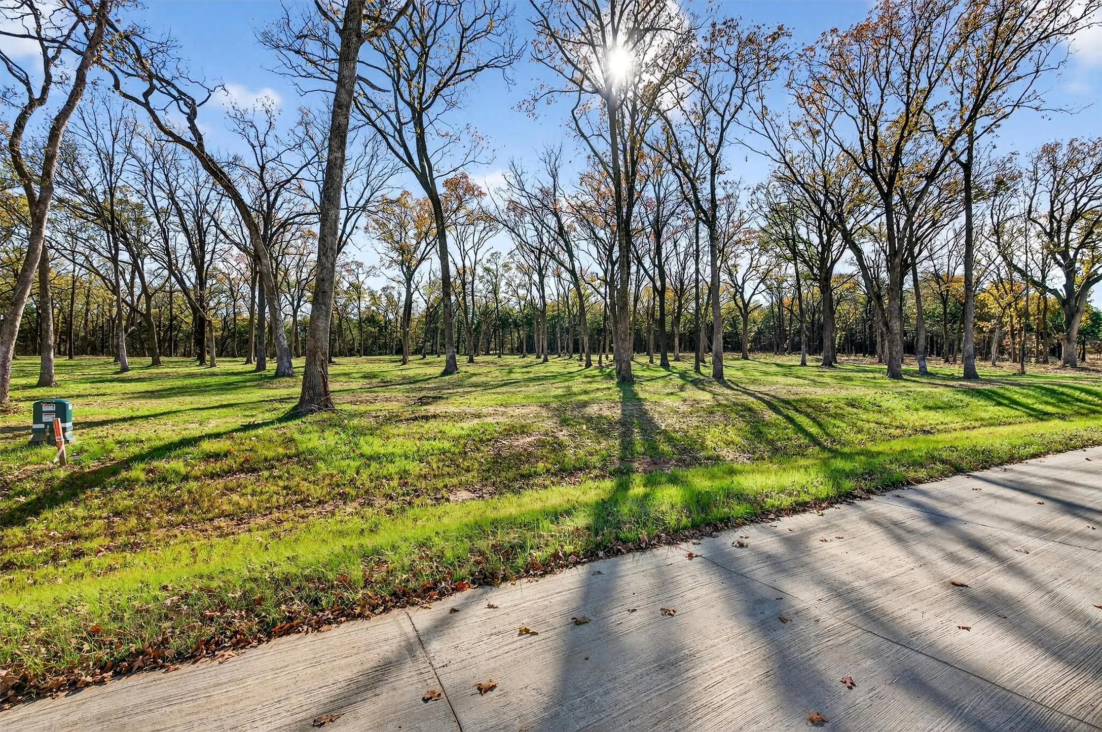 Unimproved Land For Sale in Grayson County , Lot 15 Buck Trail, Pottsboro, Texas 75076, 0, 0, Garage spaces, 0 Sqft, built in 0, mls#21132070, Real Estate Agent in Pottsboro, Homes For Sale in Grayson county, Homes For Sale in Pottsboro, Realtor in Pottsboro Texas, Real Estate Brokerage Independent Realty Texas, Luminita Cordes Realtor