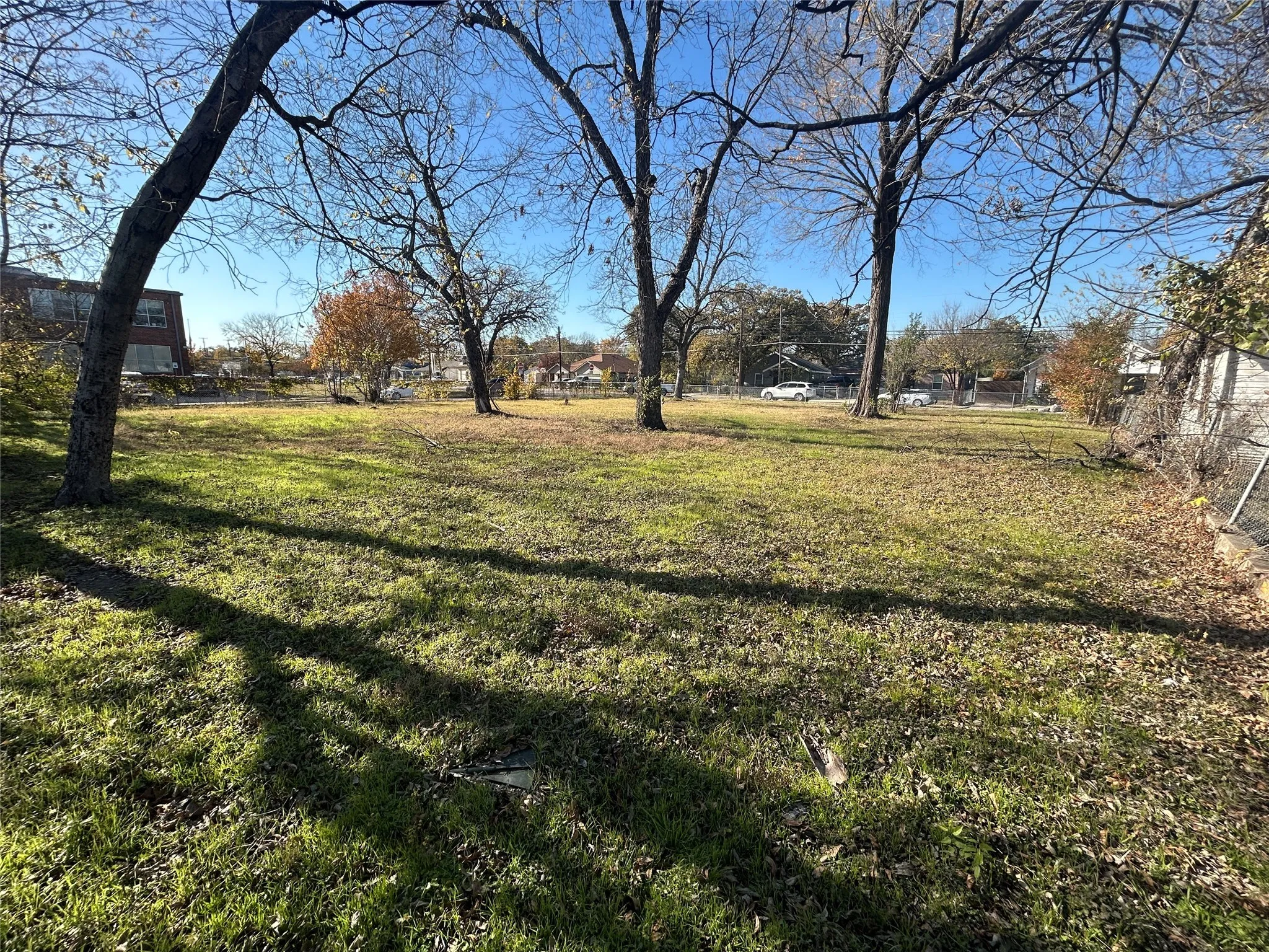 Unimproved Land For Sale in Dallas County , 4302 Metropolitan Avenue, Dallas, Texas 75210, 0, 0, Garage spaces, 0 Sqft, built in 1925, mls#21132726, Real Estate Agent in Dallas, Homes For Sale in Dallas county, Homes For Sale in Dallas, Realtor in Dallas Texas, Real Estate Brokerage Independent Realty Texas, Luminita Cordes Realtor