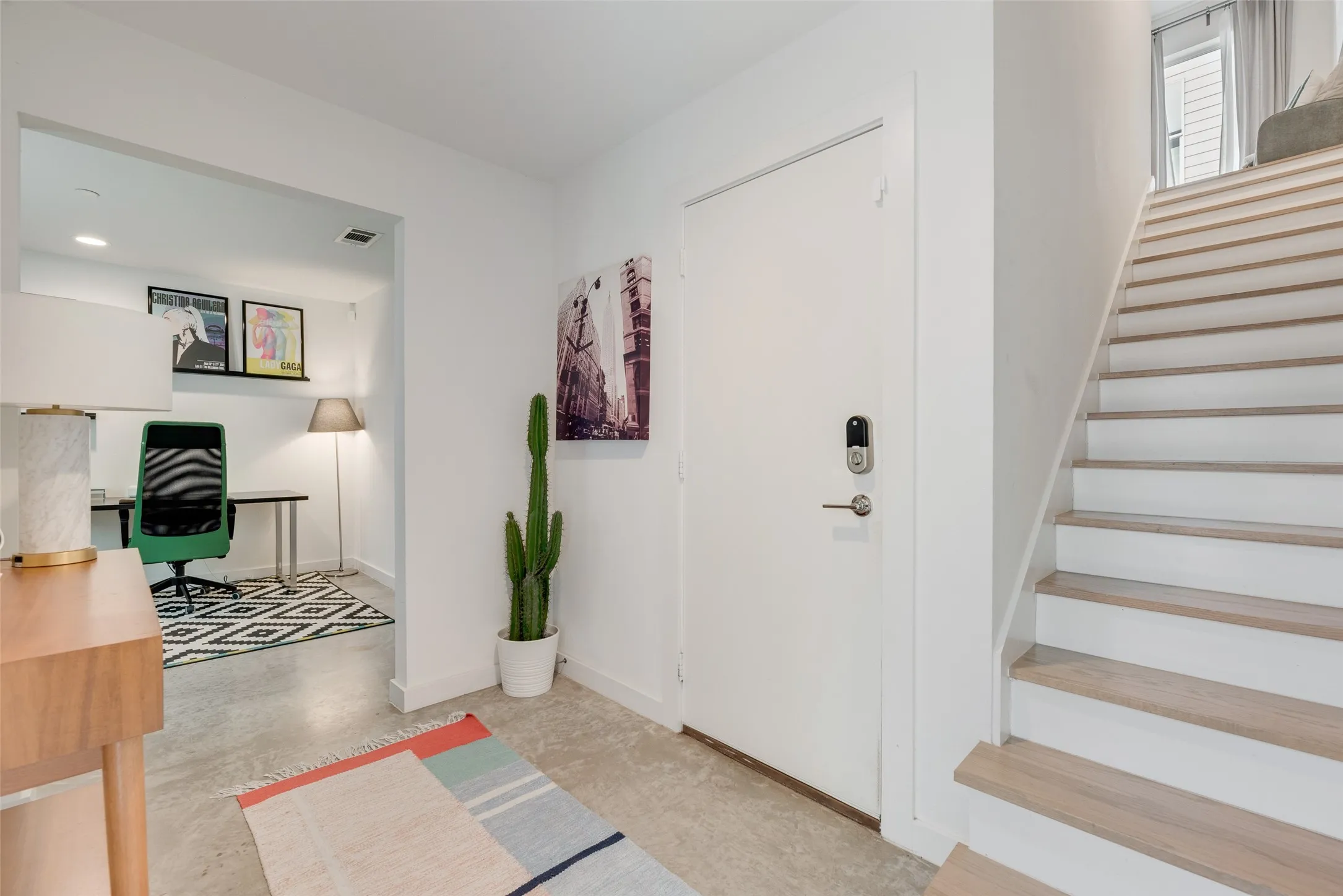 Condominium For Rent in Dallas County , 4705 Bryan Street 302, Dallas, Texas 75204, 2 Bedrooms, 3 Bathrooms, 2 Garage spaces, 1,550 Sqft, built in 2017, Price $3,000, mls#21132855, Real Estate Agent in Dallas, Homes For Rent in Dallas county, Homes For Rent in Dallas, Realtor in Dallas Texas, Real Estate Brokerage Independent Realty Texas, Luminita Cordes Realtor