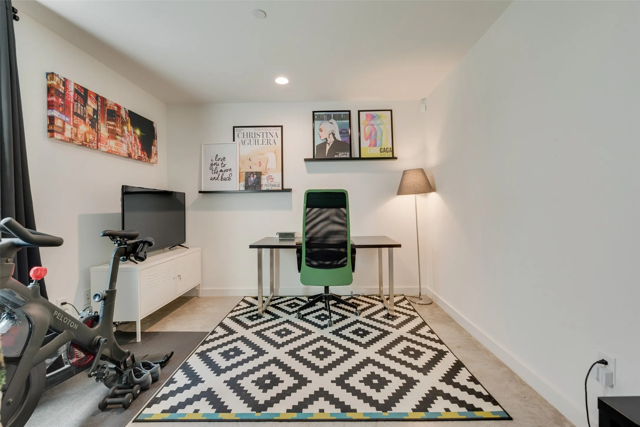 Condominium For Rent in Dallas County , 4705 Bryan Street 302, Dallas, Texas 75204, 2 Bedrooms, 3 Bathrooms, 2 Garage spaces, 1,550 Sqft, built in 2017, Price $3,000, mls#21132855, Real Estate Agent in Dallas, Homes For Rent in Dallas county, Homes For Rent in Dallas, Realtor in Dallas Texas, Real Estate Brokerage Independent Realty Texas, Luminita Cordes Realtor
