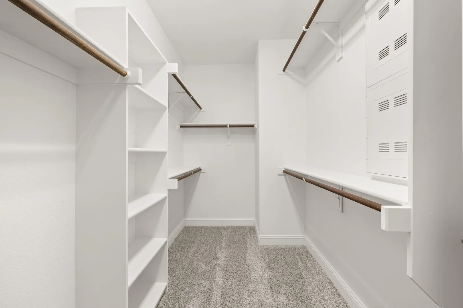 22_2610 White Plains- Primary Suite-9278
