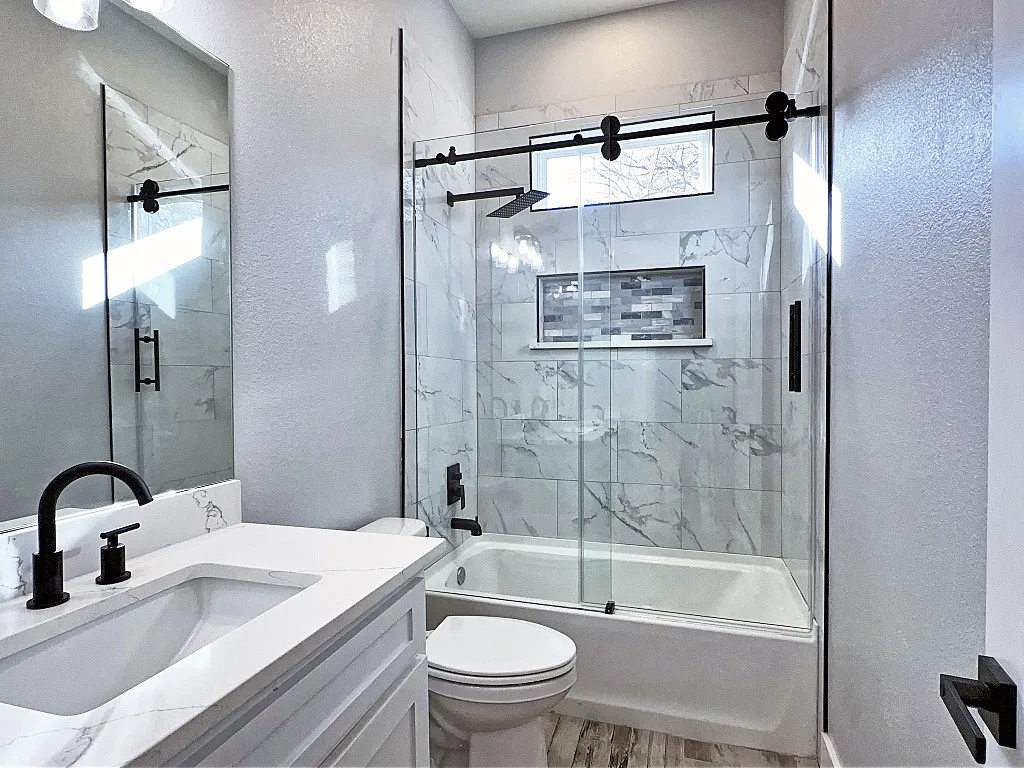 Single Family Residence For Sale in Henderson County , 2969 Trey Circle, Athens, Texas 75752, 3 Bedrooms, 2 Bathrooms, 2 Garage spaces, 2,082 Sqft, built in 2022, Price $359,900, mls#21133429, Real Estate Agent in Athens, Homes For Sale in Henderson county, Homes For Sale in Athens, Realtor in Athens Texas, Real Estate Brokerage Independent Realty Texas, Luminita Cordes Realtor