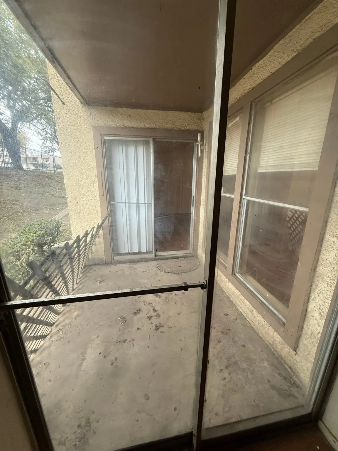 Condominium For Sale in Dallas County , 6050 Melody Lane 108, Dallas, Texas 75231, 2 Bedroom, 2 Bathroom, Garage spaces, 1,127 Sqft, built in 1979, Preowned, mls#21133467, Real Estate Agent in Dallas, Homes For Sale in Dallas county, Homes For Sale in Dallas, Realtor in Dallas Texas, Real Estate Brokerage Independent Realty Texas, Luminita Cordes Realtor