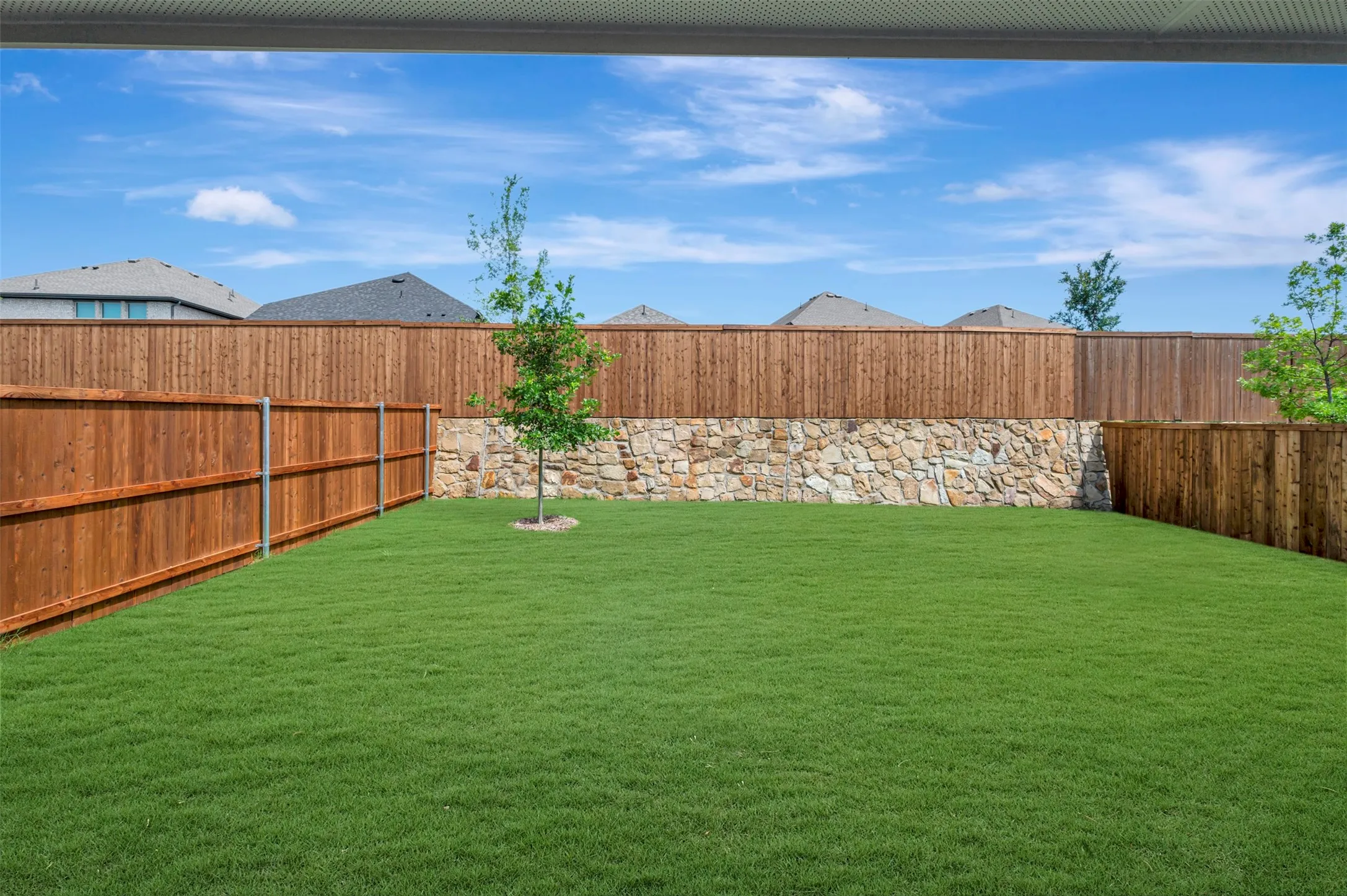 Single Family Residence For Sale in Grayson County , 521 Sagebrush Trail, Sherman, Texas 75092, 4 Bedroom, 3 Bathroom, 2 Garage spaces, 2,253 Sqft, built in 2025, New Construction - Incomplete, mls#21133678, Real Estate Agent in Sherman, Homes For Sale in Grayson county, Homes For Sale in Sherman, Realtor in Sherman Texas, Real Estate Brokerage Independent Realty Texas, Luminita Cordes Realtor