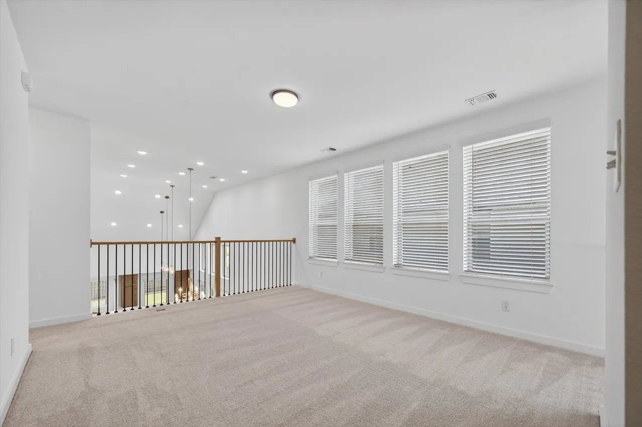 Single Family Residence For Sale in Collin County , 818 Stone Grove Road, Lavon, Texas 75166, 5 Bedroom, 4 Bathroom, 2 Garage spaces, 2,815 Sqft, built in 2026, New Construction - Incomplete, mls#21132949, Real Estate Agent in Lavon, Homes For Sale in Collin county, Homes For Sale in Lavon, Realtor in Lavon Texas, Real Estate Brokerage Independent Realty Texas, Luminita Cordes Realtor