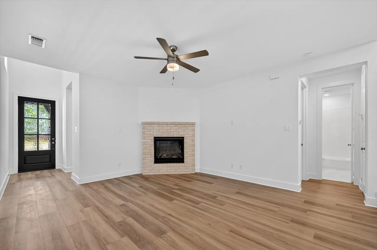 Single Family Residence For Sale in Collin County , 818 Stone Grove Road, Lavon, Texas 75166, 5 Bedroom, 4 Bathroom, 2 Garage spaces, 2,815 Sqft, built in 2026, New Construction - Incomplete, mls#21132949, Real Estate Agent in Lavon, Homes For Sale in Collin county, Homes For Sale in Lavon, Realtor in Lavon Texas, Real Estate Brokerage Independent Realty Texas, Luminita Cordes Realtor