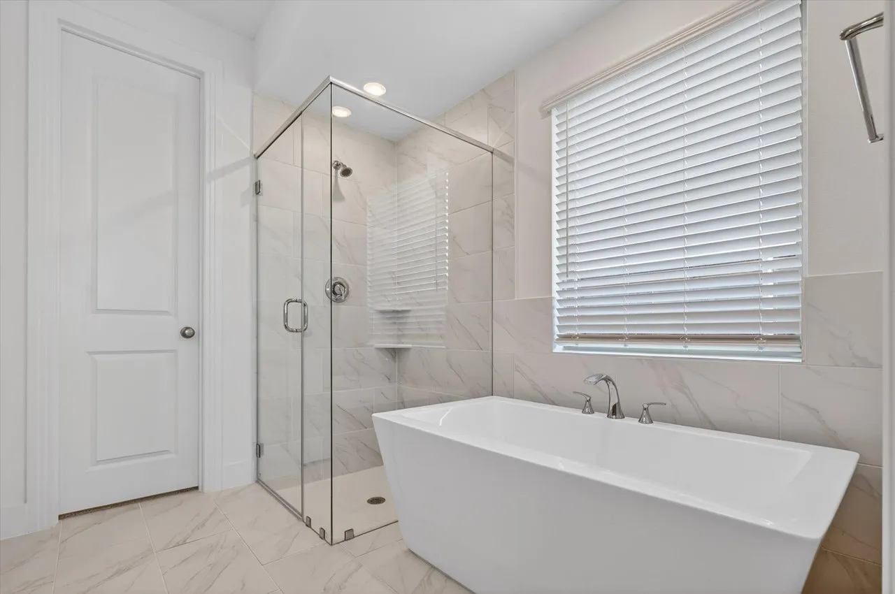 Single Family Residence For Sale in Collin County , 818 Stone Grove Road, Lavon, Texas 75166, 5 Bedroom, 4 Bathroom, 2 Garage spaces, 2,815 Sqft, built in 2026, New Construction - Incomplete, mls#21132949, Real Estate Agent in Lavon, Homes For Sale in Collin county, Homes For Sale in Lavon, Realtor in Lavon Texas, Real Estate Brokerage Independent Realty Texas, Luminita Cordes Realtor