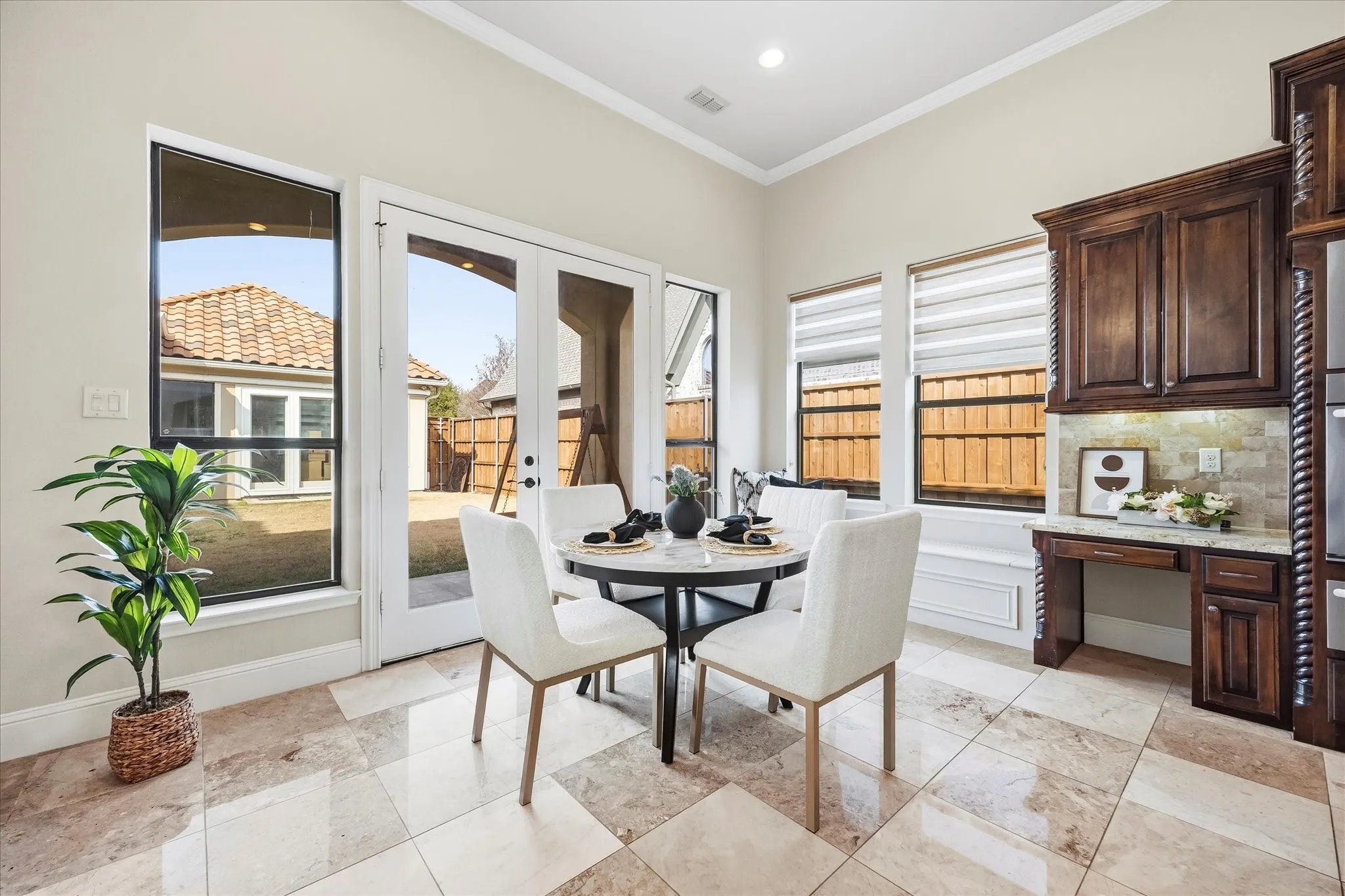 Single Family Residence For Sale in Denton County , 4177 Roaring Fork Lane, Frisco, Texas 75033, 4 Bedroom, 5 Bathroom, 4 Garage spaces, 5,000 Sqft, built in 2014, Preowned, mls#21129280, Real Estate Agent in Frisco, Homes For Sale in Denton county, Homes For Sale in Frisco, Realtor in Frisco Texas, Real Estate Brokerage Independent Realty Texas, Luminita Cordes Realtor