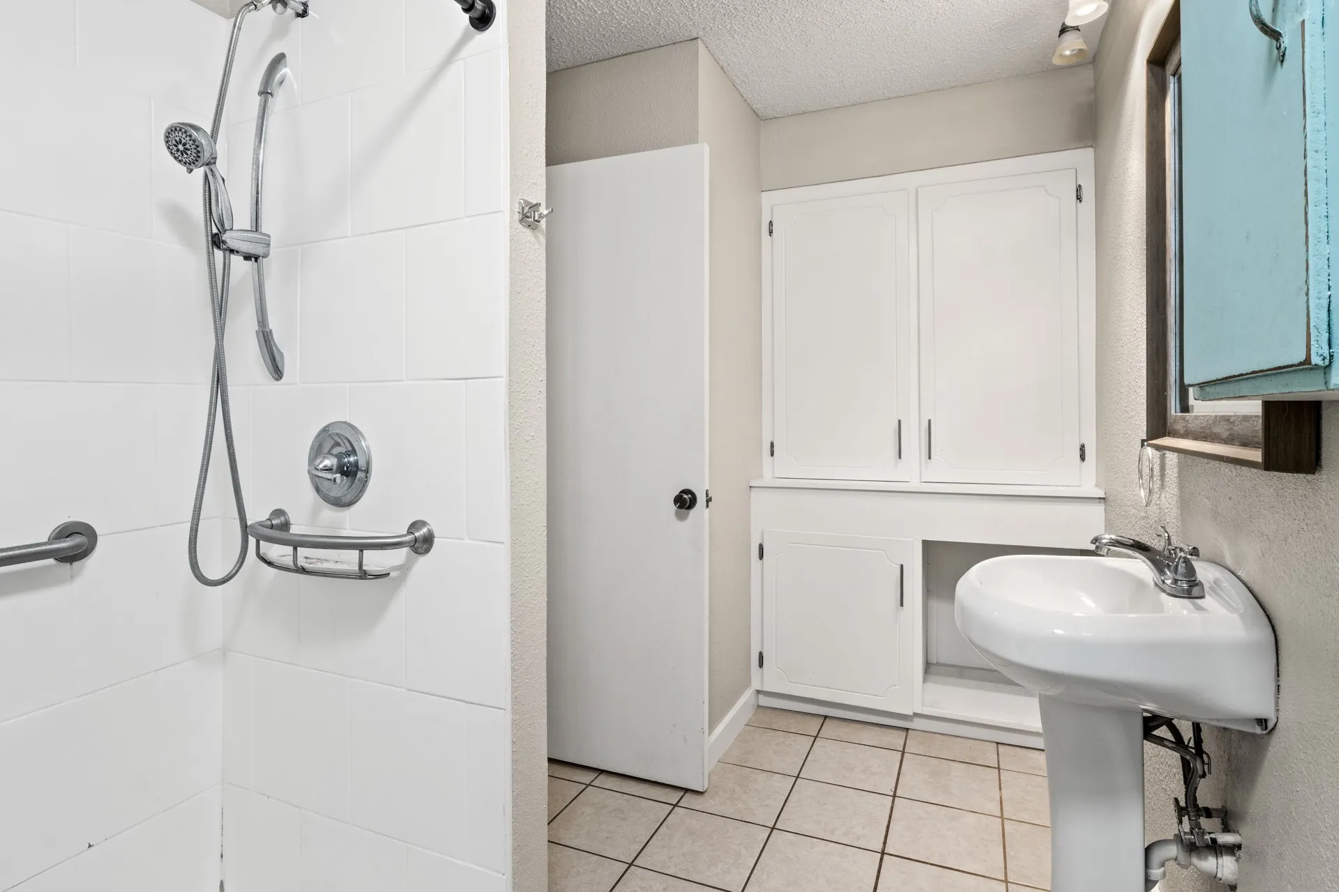 Single Family Residence For Sale in Camp County , 195 County Road 4164, Pittsburg, Texas 75686, 3 Bedroom, 2 Bathroom, 2 Garage spaces, 2,802 Sqft, built in 1980, mls#21133813, Real Estate Agent in Pittsburg, Homes For Sale in Camp county, Homes For Sale in Pittsburg, Realtor in Pittsburg Texas, Real Estate Brokerage Independent Realty Texas, Luminita Cordes Realtor