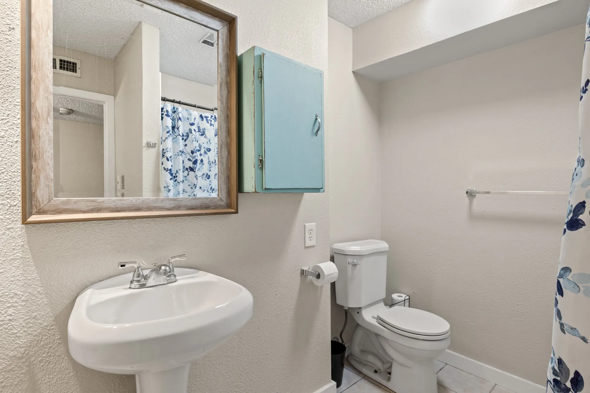 Single Family Residence For Sale in Camp County , 195 County Road 4164, Pittsburg, Texas 75686, 3 Bedroom, 2 Bathroom, 2 Garage spaces, 2,802 Sqft, built in 1980, mls#21133813, Real Estate Agent in Pittsburg, Homes For Sale in Camp county, Homes For Sale in Pittsburg, Realtor in Pittsburg Texas, Real Estate Brokerage Independent Realty Texas, Luminita Cordes Realtor