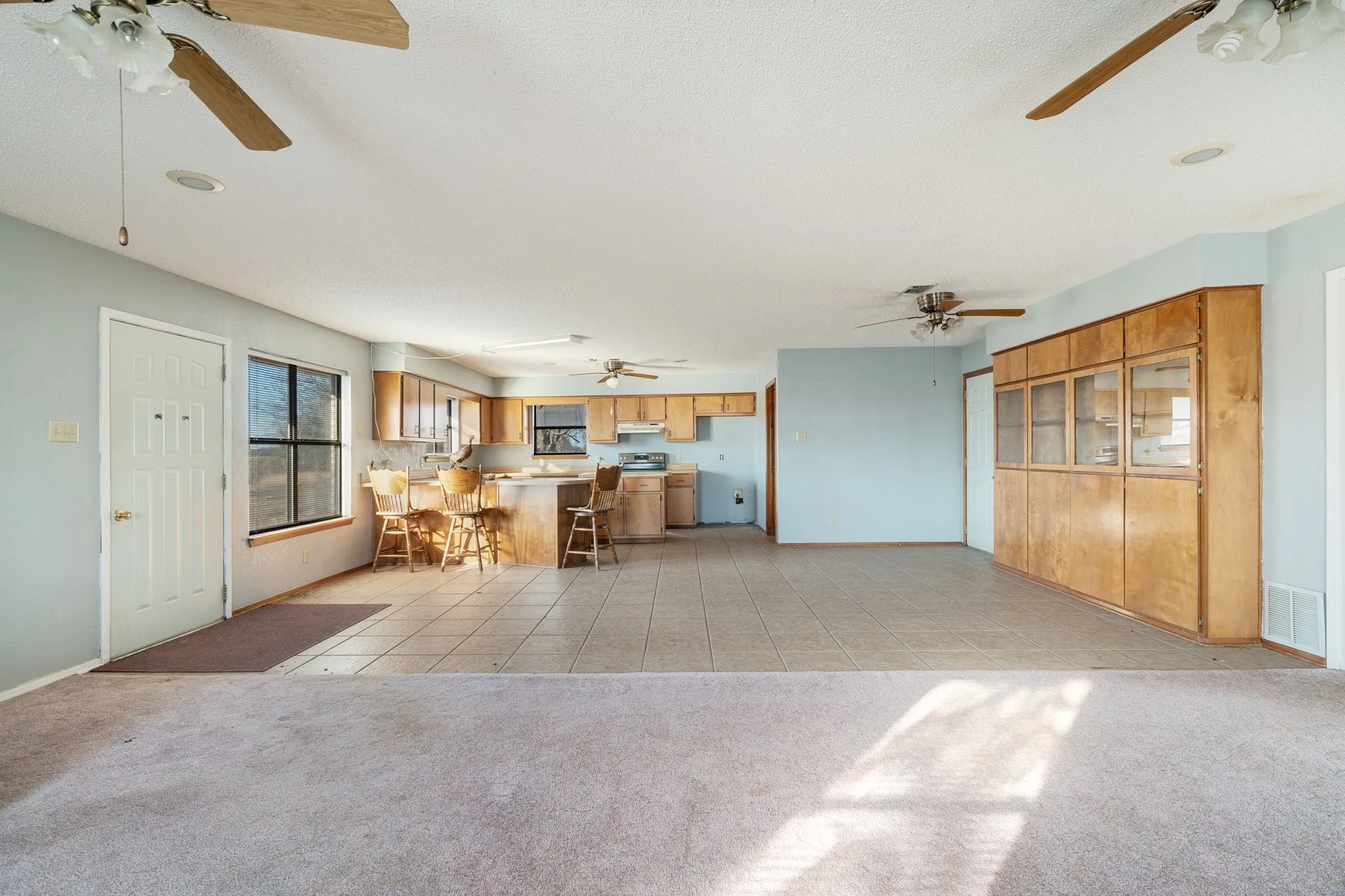 Single Family Residence For Sale in Lamar County , 109 PRIVATE RD 24980, Brookston, Texas 75421, 1 Bedroom, 2 Bathroom, Garage spaces, 1,440 Sqft, built in 1993, mls#21133867, Real Estate Agent in Brookston, Homes For Sale in Lamar county, Homes For Sale in Brookston, Realtor in Brookston Texas, Real Estate Brokerage Independent Realty Texas, Luminita Cordes Realtor