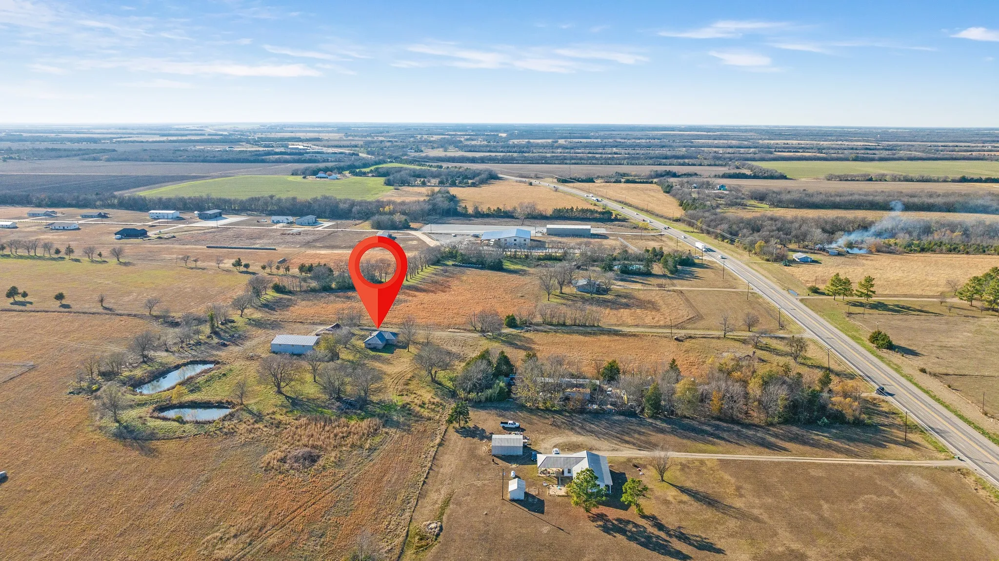Single Family Residence For Sale in Lamar County , 109 PRIVATE RD 24980, Brookston, Texas 75421, 1 Bedroom, 2 Bathroom, Garage spaces, 1,440 Sqft, built in 1993, mls#21133867, Real Estate Agent in Brookston, Homes For Sale in Lamar county, Homes For Sale in Brookston, Realtor in Brookston Texas, Real Estate Brokerage Independent Realty Texas, Luminita Cordes Realtor