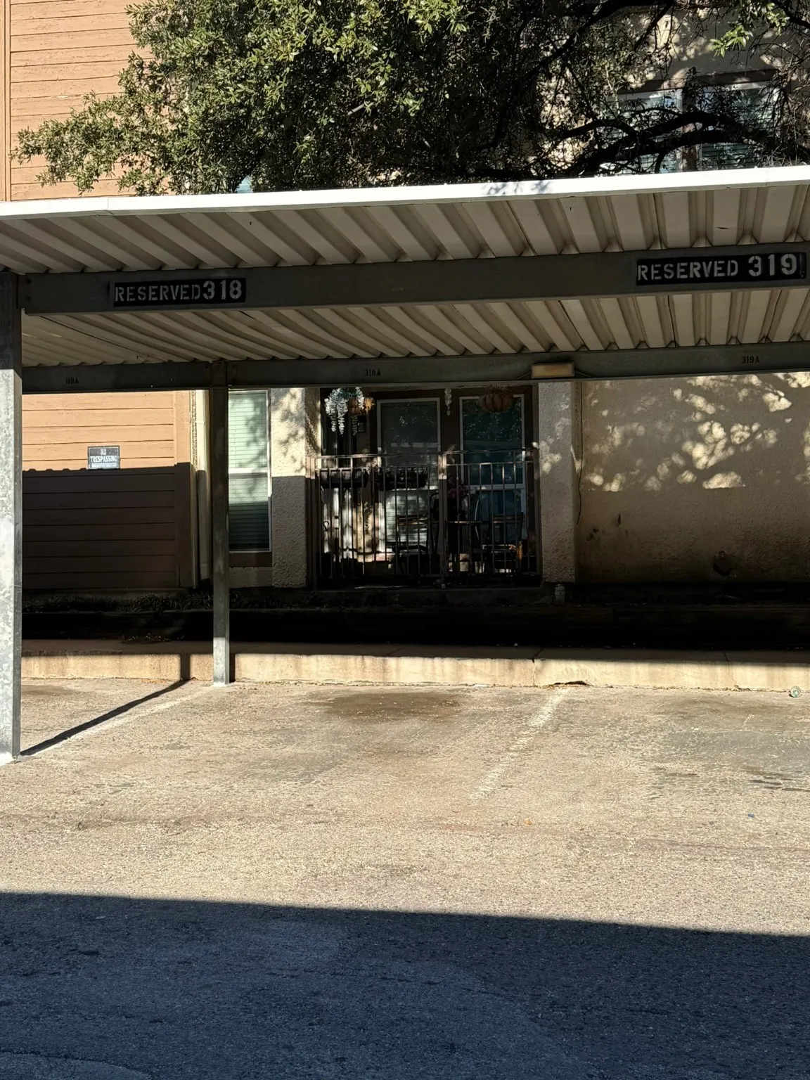 Condominium For Sale in Dallas County , 6050 Melody Lane 318, Dallas, Texas 75231, 1 Bedroom, 1 Bathroom, Garage spaces, 787 Sqft, built in 1979, mls#21133492, Real Estate Agent in Dallas, Homes For Sale in Dallas county, Homes For Sale in Dallas, Realtor in Dallas Texas, Real Estate Brokerage Independent Realty Texas, Luminita Cordes Realtor