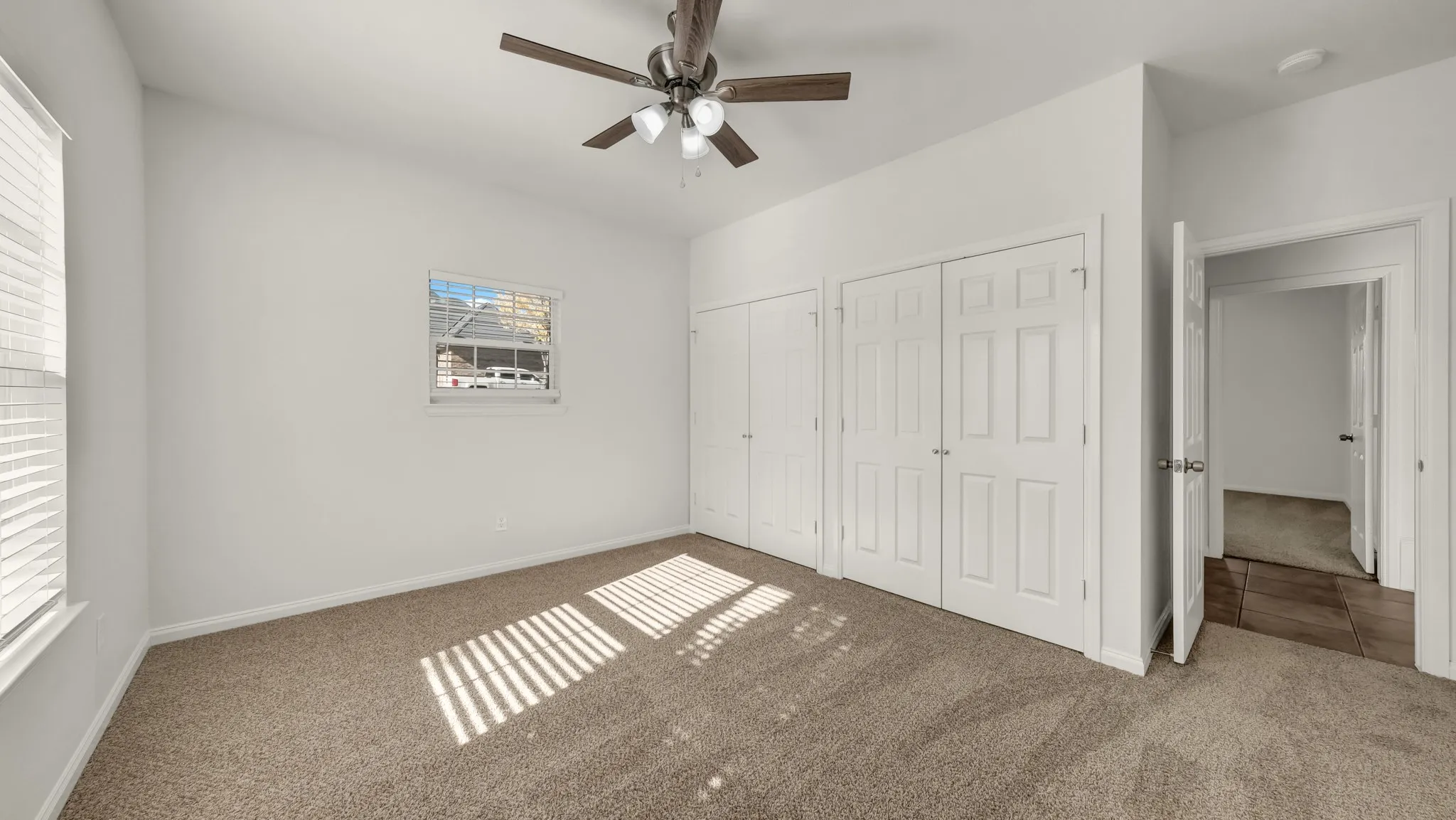 Single Family Residence For Sale in Parker County , 1735 Woodridge Court, Aledo, Texas 76008, 4 Bedroom, 3 Bathroom, 2 Garage spaces, 2,664 Sqft, built in 2005, mls#21131025, Real Estate Agent in Aledo, Homes For Sale in Parker county, Homes For Sale in Aledo, Realtor in Aledo Texas, Real Estate Brokerage Independent Realty Texas, Luminita Cordes Realtor