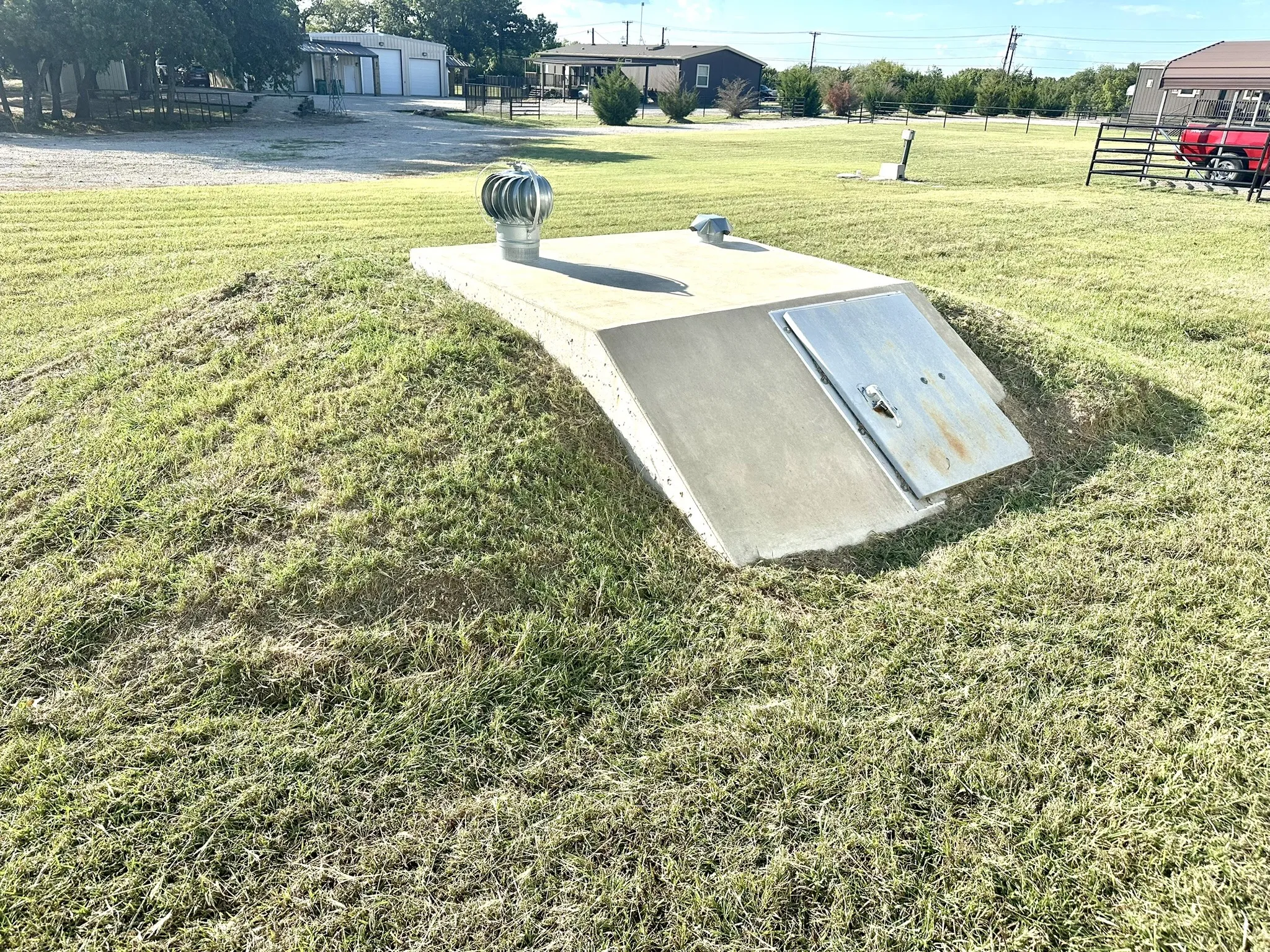 Single Family Residence For Sale in Collin County , 2252 County Road 342, Mc Kinney, Texas 75071, 8 Bedroom, 6 Bathroom, 2 Garage spaces, 4,700 Sqft, built in 1981, mls#21133947, Real Estate Agent in Mc Kinney, Homes For Sale in Collin county, Homes For Sale in Mc Kinney, Realtor in Mc Kinney Texas, Real Estate Brokerage Independent Realty Texas, Luminita Cordes Realtor