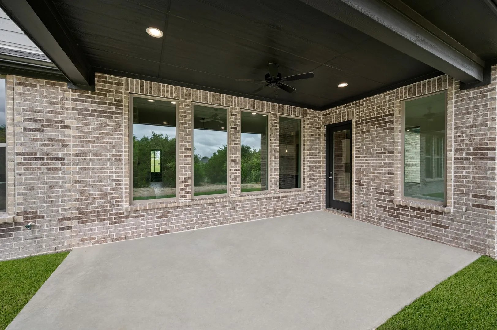 127 Oak Meadow- Back-3