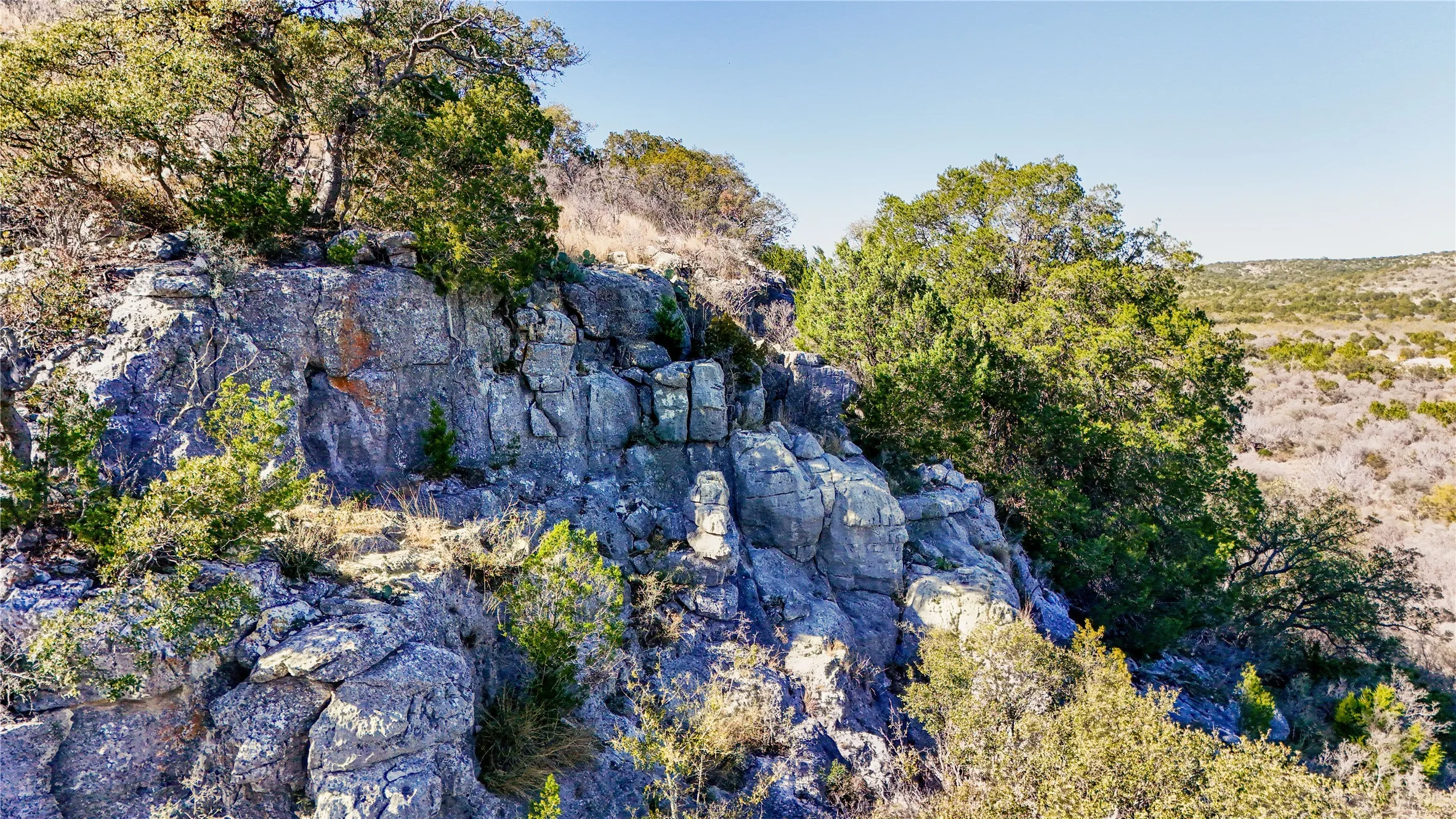Farm For Sale in Val Verde County , TBD US HWY 377, Del Rio, Texas 78840, 3 Bedrooms, 2 Bathrooms, 1 Garage spaces, 2,700 Sqft, built in 1958, Preowned, Price $4,800,000, mls#21133713, Real Estate Agent in Del Rio, Homes For Sale in Val Verde county, Homes For Sale in Del Rio, Realtor in Del Rio Texas, Real Estate Brokerage Independent Realty Texas, Luminita Cordes Realtor
