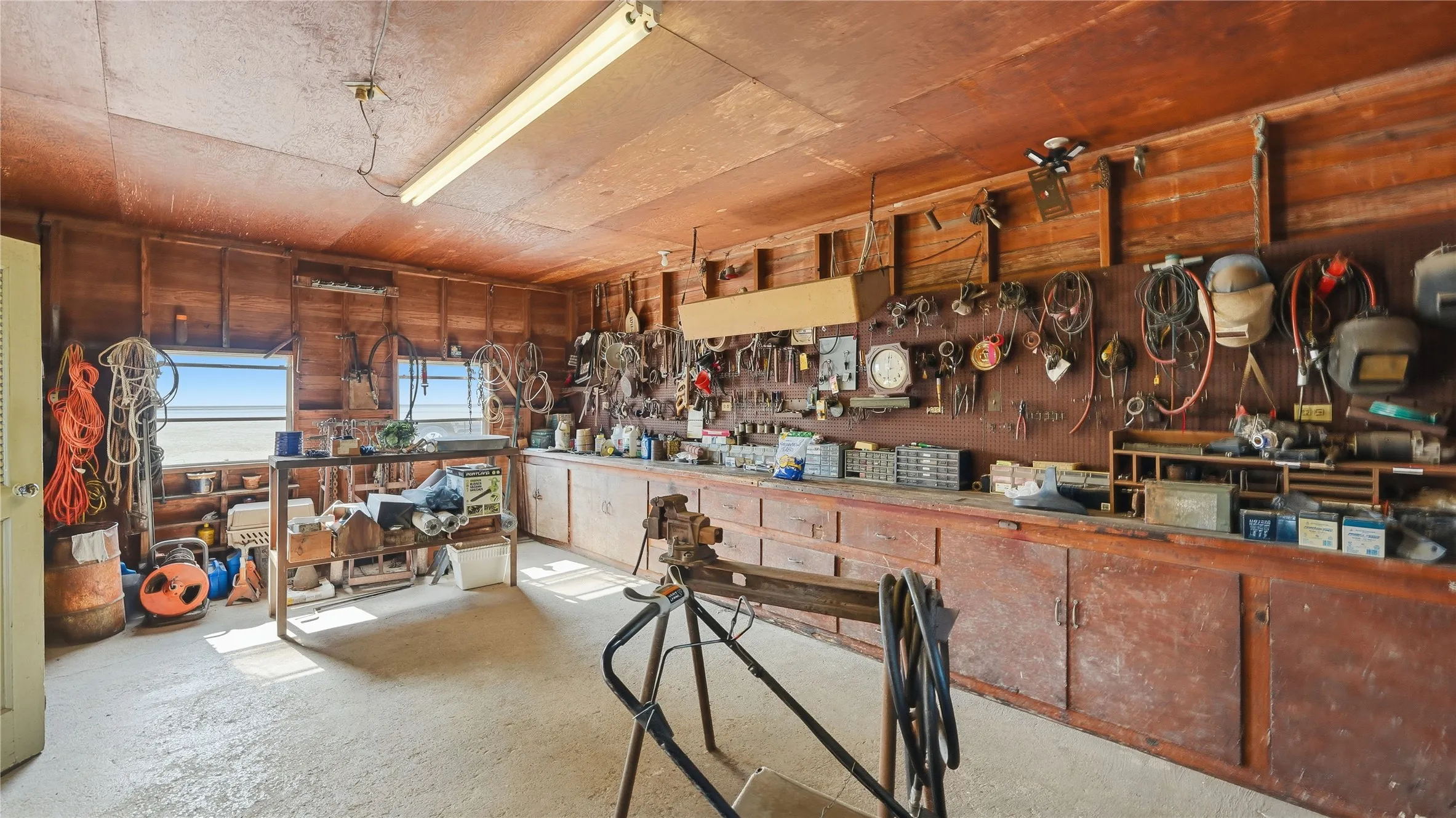 Farm For Sale in Val Verde County , TBD US HWY 377, Del Rio, Texas 78840, 3 Bedrooms, 2 Bathrooms, 1 Garage spaces, 2,700 Sqft, built in 1958, Preowned, Price $4,800,000, mls#21133713, Real Estate Agent in Del Rio, Homes For Sale in Val Verde county, Homes For Sale in Del Rio, Realtor in Del Rio Texas, Real Estate Brokerage Independent Realty Texas, Luminita Cordes Realtor