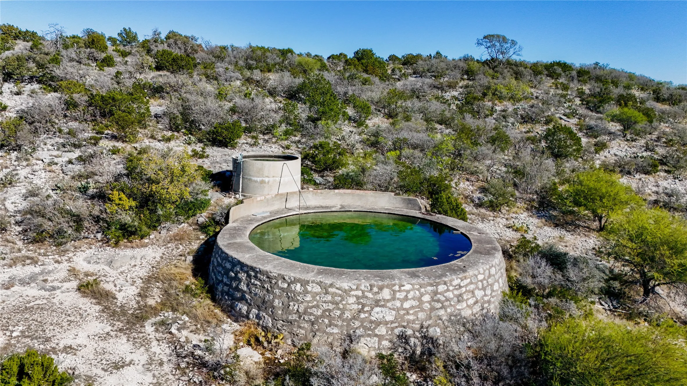 WATER HOLDING TANK