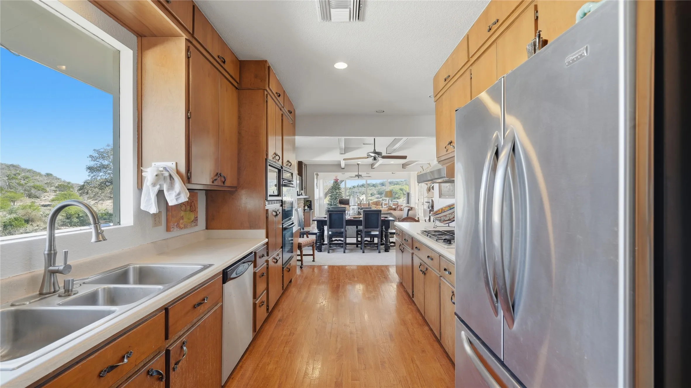Farm For Sale in Val Verde County , TBD US HWY 377, Del Rio, Texas 78840, 3 Bedrooms, 2 Bathrooms, 1 Garage spaces, 2,700 Sqft, built in 1958, Preowned, Price $4,800,000, mls#21133713, Real Estate Agent in Del Rio, Homes For Sale in Val Verde county, Homes For Sale in Del Rio, Realtor in Del Rio Texas, Real Estate Brokerage Independent Realty Texas, Luminita Cordes Realtor