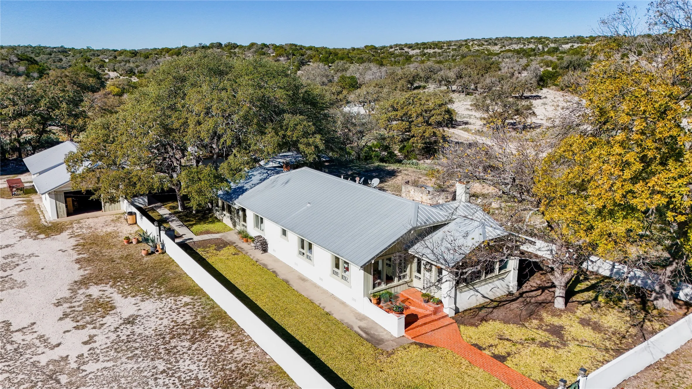 Farm For Sale in Val Verde County , TBD US HWY 377, Del Rio, Texas 78840, 3 Bedrooms, 2 Bathrooms, 1 Garage spaces, 2,700 Sqft, built in 1958, Preowned, Price $4,800,000, mls#21133713, Real Estate Agent in Del Rio, Homes For Sale in Val Verde county, Homes For Sale in Del Rio, Realtor in Del Rio Texas, Real Estate Brokerage Independent Realty Texas, Luminita Cordes Realtor