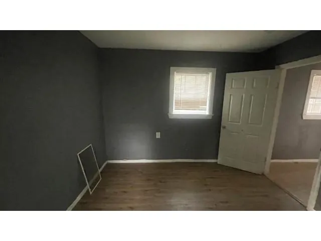 Single Family Residence For Sale in Tarrant County , 4518 Erath Street, Fort Worth, Texas 76119, 4 Bedroom, 2 Bathroom, Garage spaces, 1,392 Sqft, built in 1962, mls#21134233, Real Estate Agent in Fort Worth, Homes For Sale in Tarrant county, Homes For Sale in Fort Worth, Realtor in Fort Worth Texas, Real Estate Brokerage Independent Realty Texas, Luminita Cordes Realtor