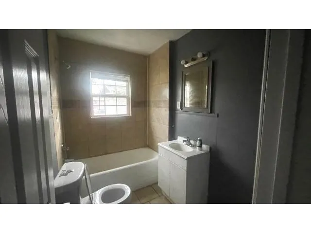 Single Family Residence For Sale in Tarrant County , 4518 Erath Street, Fort Worth, Texas 76119, 4 Bedroom, 2 Bathroom, Garage spaces, 1,392 Sqft, built in 1962, mls#21134233, Real Estate Agent in Fort Worth, Homes For Sale in Tarrant county, Homes For Sale in Fort Worth, Realtor in Fort Worth Texas, Real Estate Brokerage Independent Realty Texas, Luminita Cordes Realtor