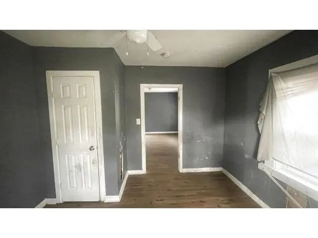 Single Family Residence For Sale in Tarrant County , 4518 Erath Street, Fort Worth, Texas 76119, 4 Bedroom, 2 Bathroom, Garage spaces, 1,392 Sqft, built in 1962, mls#21134233, Real Estate Agent in Fort Worth, Homes For Sale in Tarrant county, Homes For Sale in Fort Worth, Realtor in Fort Worth Texas, Real Estate Brokerage Independent Realty Texas, Luminita Cordes Realtor