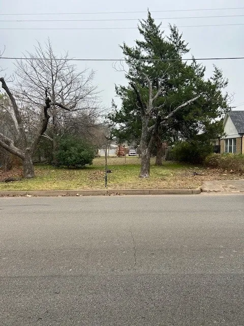 Unimproved Land For Sale in Johnson County , 813 Prairie Avenue, Cleburne, Texas 76033, 0, 0, Garage spaces, 0 Sqft, built in 0, mls#21133773, Real Estate Agent in Cleburne, Homes For Sale in Johnson county, Homes For Sale in Cleburne, Realtor in Cleburne Texas, Real Estate Brokerage Independent Realty Texas, Luminita Cordes Realtor