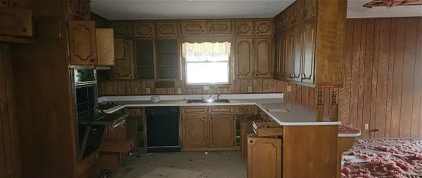 Single Family Residence For Sale in Delta County , 1041 5th Street, Cooper, Texas 75432, 2 Bedroom, 1 Bathroom, Garage spaces, 1,330 Sqft, built in 1971, mls#21134483, Real Estate Agent in Cooper, Homes For Sale in Delta county, Homes For Sale in Cooper, Realtor in Cooper Texas, Real Estate Brokerage Independent Realty Texas, Luminita Cordes Realtor