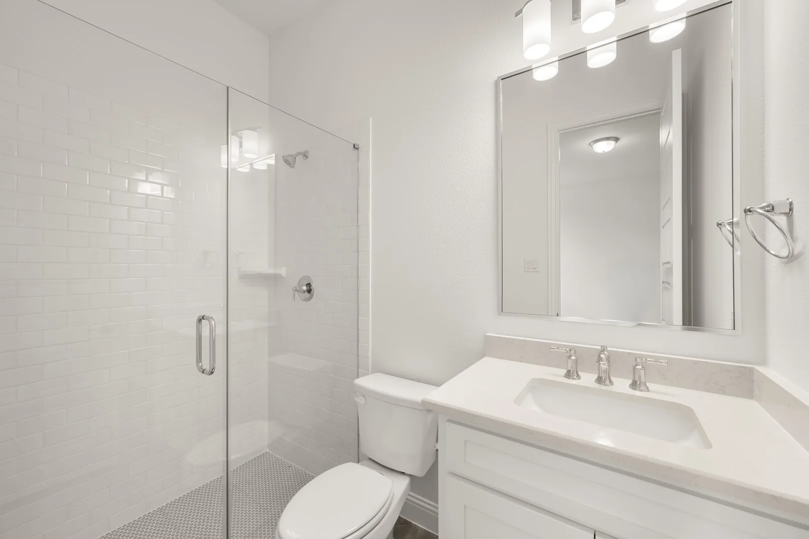 4718 Hawthorn Hills- Bathroom-2
