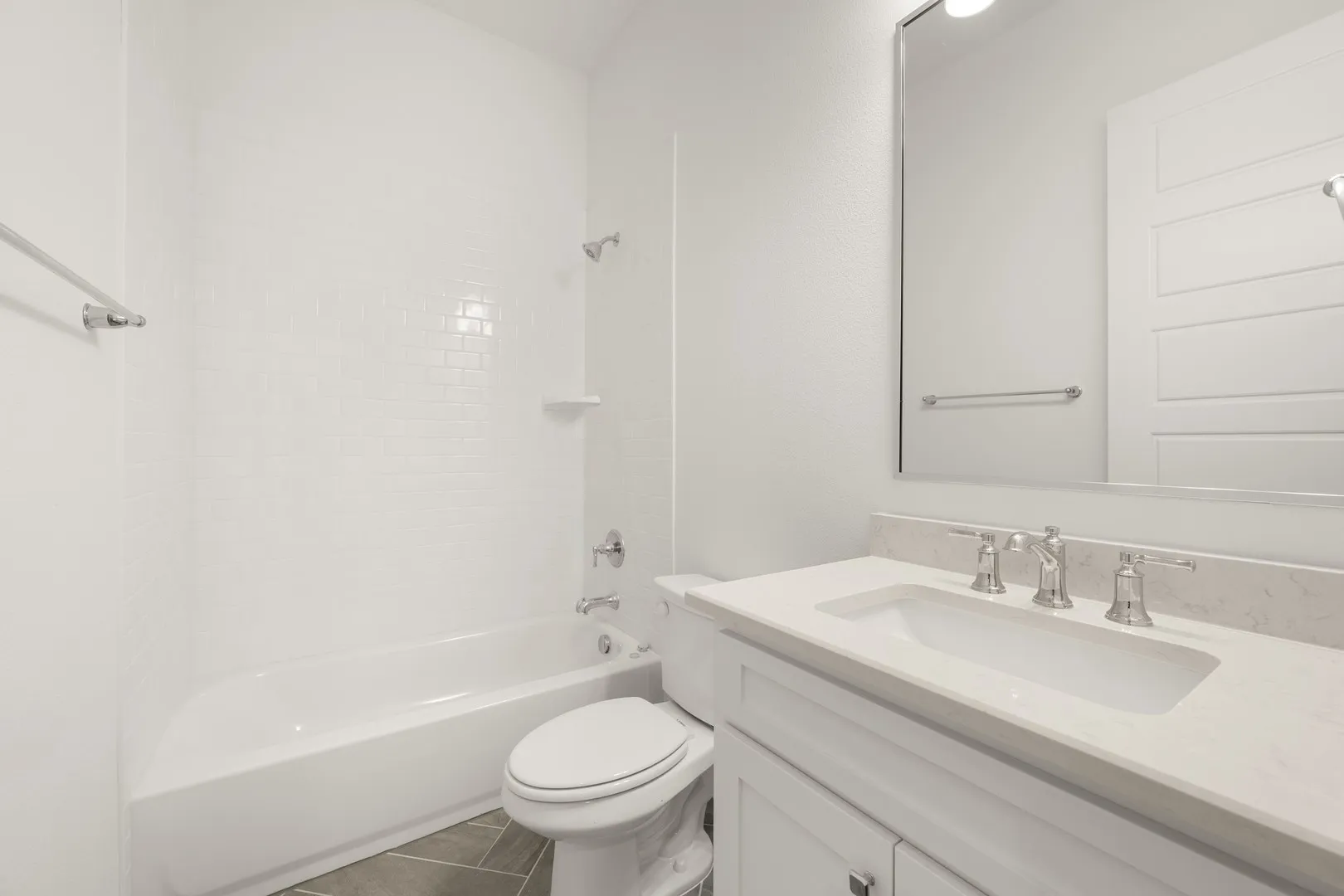 4718 Hawthorn Hills- Primary Suite-3