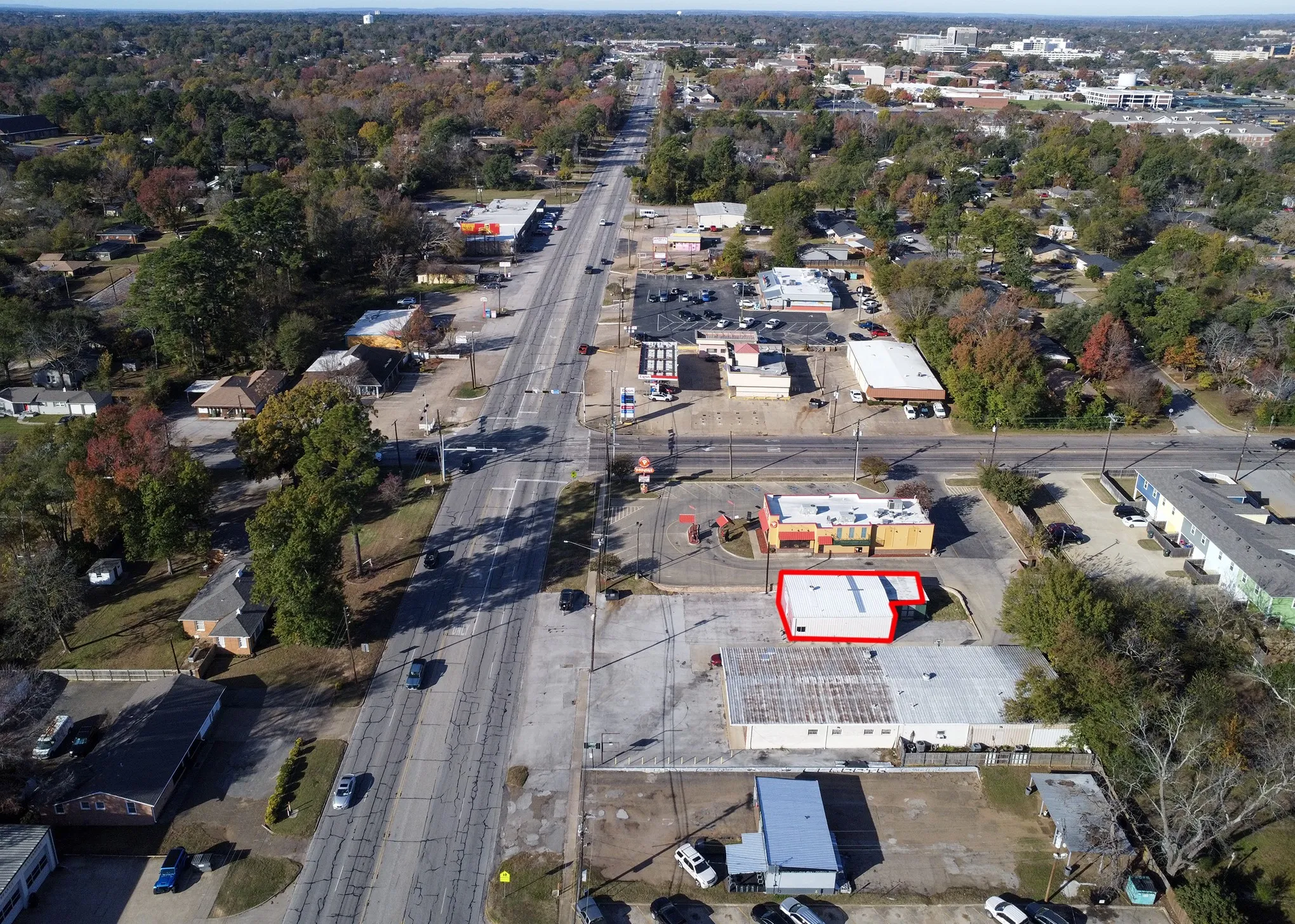 Office For Rent in Smith County , 2316 E 5th Street, Tyler, Texas 75701, 0, 0, Garage spaces, 0 Sqft, built in 1960, Preowned, Price $1,500, mls#21134698, Real Estate Agent in Tyler, Homes For Rent in Smith county, Homes For Rent in Tyler, Realtor in Tyler Texas, Real Estate Brokerage Independent Realty Texas, Luminita Cordes Realtor