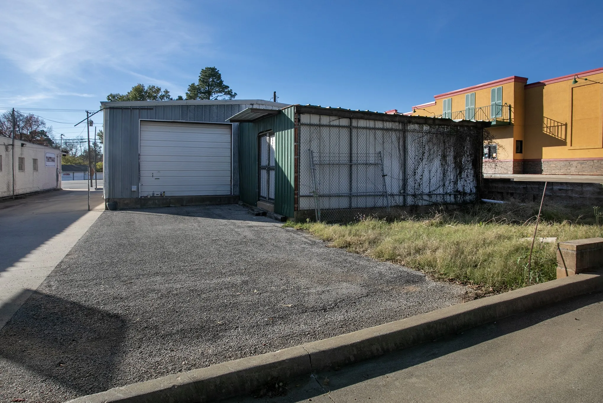 Office For Rent in Smith County , 2316 E 5th Street, Tyler, Texas 75701, 0, 0, Garage spaces, 0 Sqft, built in 1960, Preowned, Price $1,500, mls#21134698, Real Estate Agent in Tyler, Homes For Rent in Smith county, Homes For Rent in Tyler, Realtor in Tyler Texas, Real Estate Brokerage Independent Realty Texas, Luminita Cordes Realtor