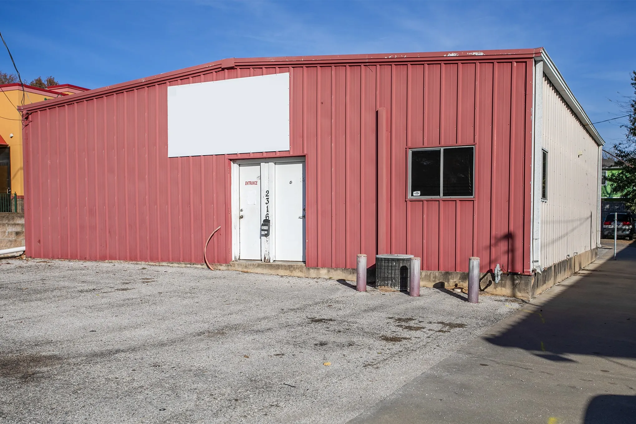 Office For Rent in Smith County , 2316 E 5th Street, Tyler, Texas 75701, 0, 0, Garage spaces, 0 Sqft, built in 1960, Preowned, Price $1,500, mls#21134698, Real Estate Agent in Tyler, Homes For Rent in Smith county, Homes For Rent in Tyler, Realtor in Tyler Texas, Real Estate Brokerage Independent Realty Texas, Luminita Cordes Realtor