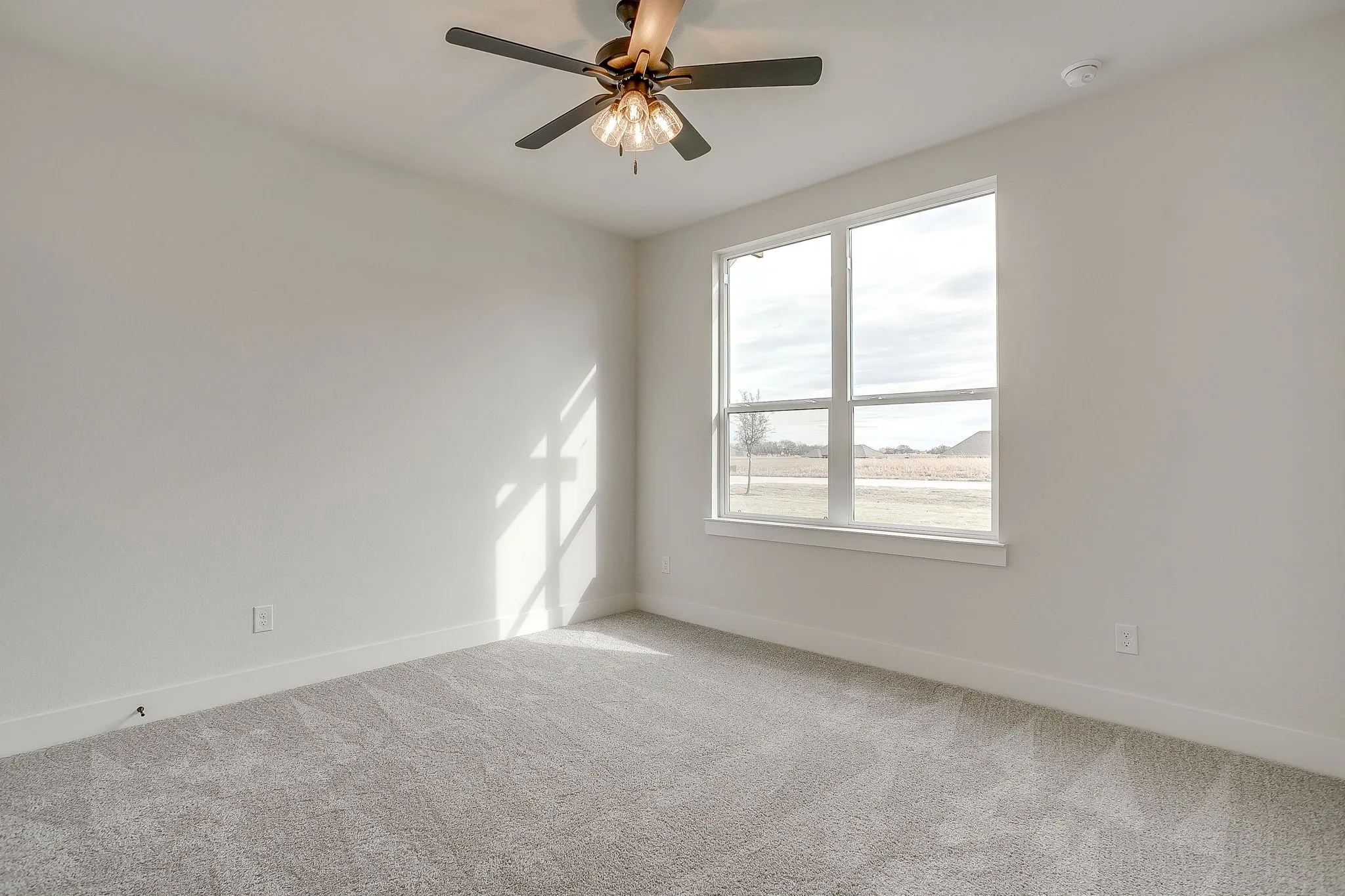 Single Family Residence For Sale in Ellis County , 136 Lana Garden Way, Waxahachie, Texas 75165, 4 Bedroom, 3 Bathroom, 3 Garage spaces, 2,719 Sqft, built in 2025, New Construction - Complete, mls#21134439, Real Estate Agent in Waxahachie, Homes For Sale in Ellis county, Homes For Sale in Waxahachie, Realtor in Waxahachie Texas, Real Estate Brokerage Independent Realty Texas, Luminita Cordes Realtor