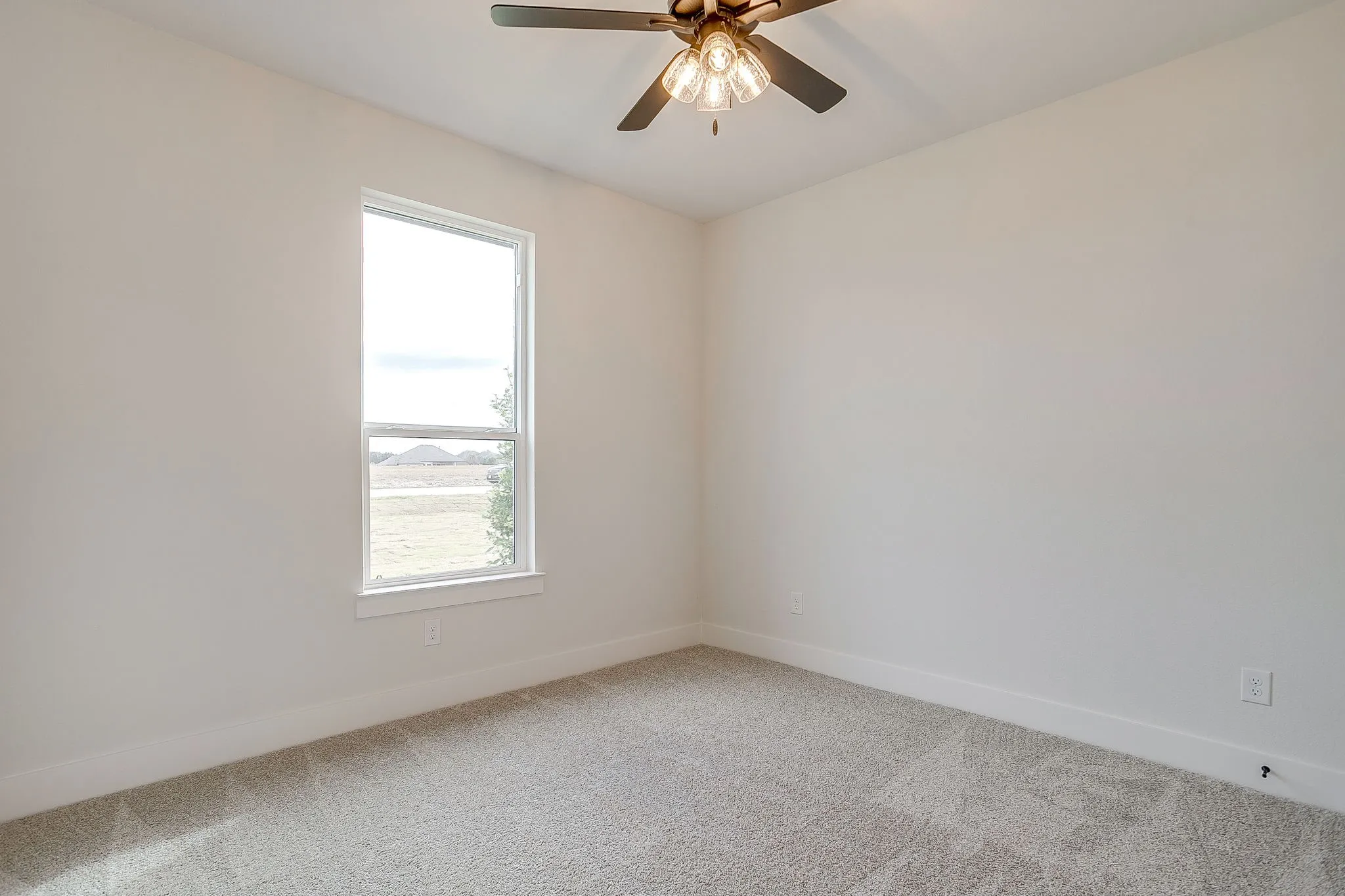 Single Family Residence For Sale in Ellis County , 136 Lana Garden Way, Waxahachie, Texas 75165, 4 Bedroom, 3 Bathroom, 3 Garage spaces, 2,719 Sqft, built in 2025, New Construction - Complete, mls#21134439, Real Estate Agent in Waxahachie, Homes For Sale in Ellis county, Homes For Sale in Waxahachie, Realtor in Waxahachie Texas, Real Estate Brokerage Independent Realty Texas, Luminita Cordes Realtor
