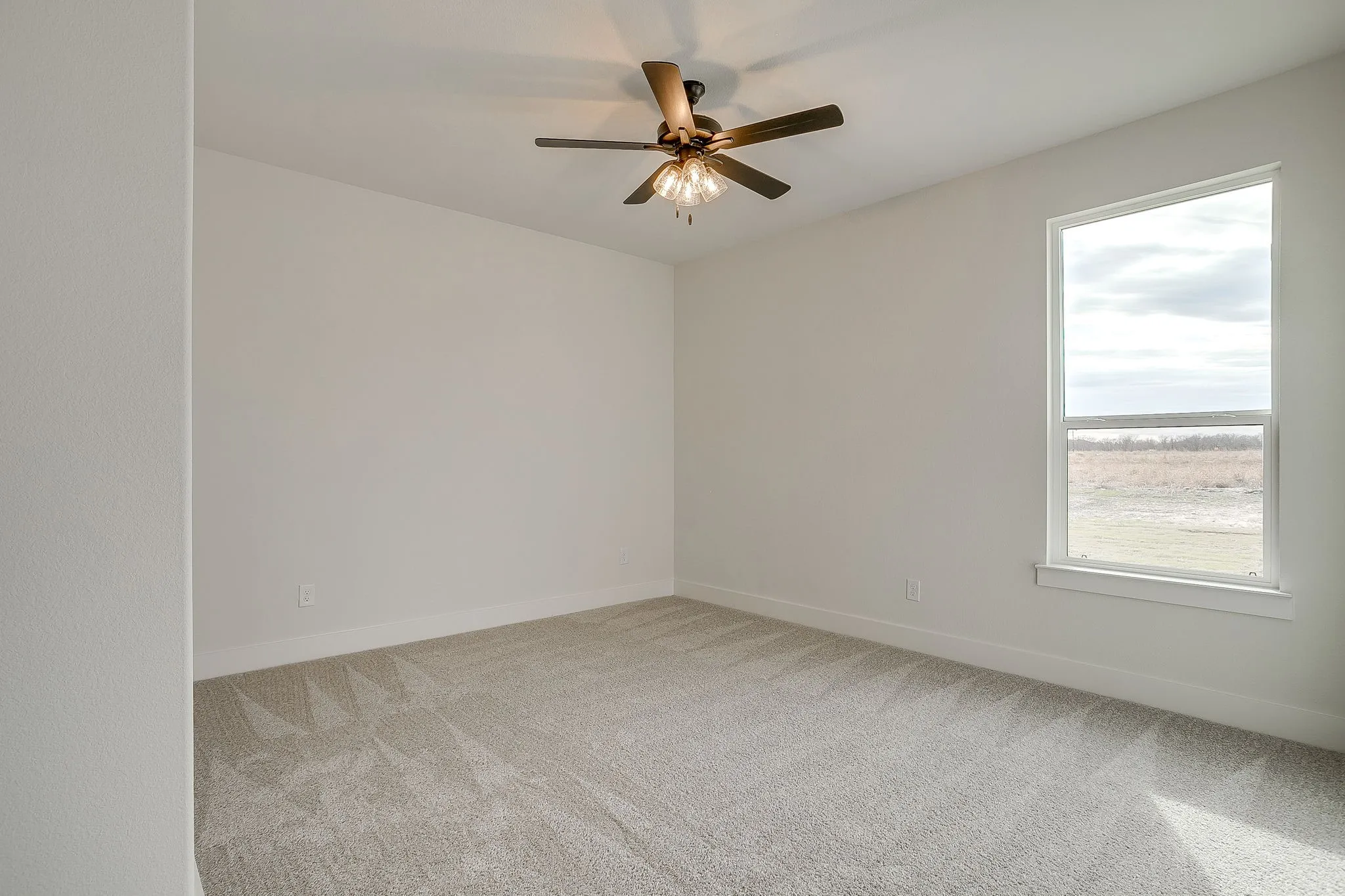 Single Family Residence For Sale in Ellis County , 136 Lana Garden Way, Waxahachie, Texas 75165, 4 Bedroom, 3 Bathroom, 3 Garage spaces, 2,719 Sqft, built in 2025, New Construction - Complete, mls#21134439, Real Estate Agent in Waxahachie, Homes For Sale in Ellis county, Homes For Sale in Waxahachie, Realtor in Waxahachie Texas, Real Estate Brokerage Independent Realty Texas, Luminita Cordes Realtor
