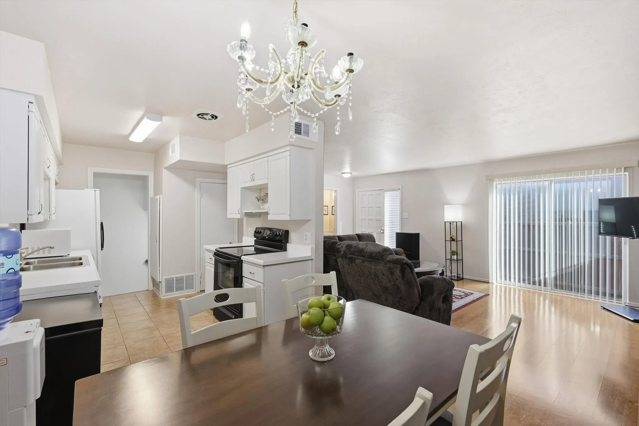 Condominium For Sale in Collin County , 2646 Custer Parkway D, Richardson, Texas 75080, 3 Bedroom, 3 Bathroom, Garage spaces, 1,824 Sqft, built in 1973, Price $275,000, mls#21133140, Real Estate Agent in Richardson, Homes For Sale in Collin county, Homes For Sale in Richardson, Realtor in Richardson Texas, Real Estate Brokerage Independent Realty Texas, Luminita Cordes Realtor