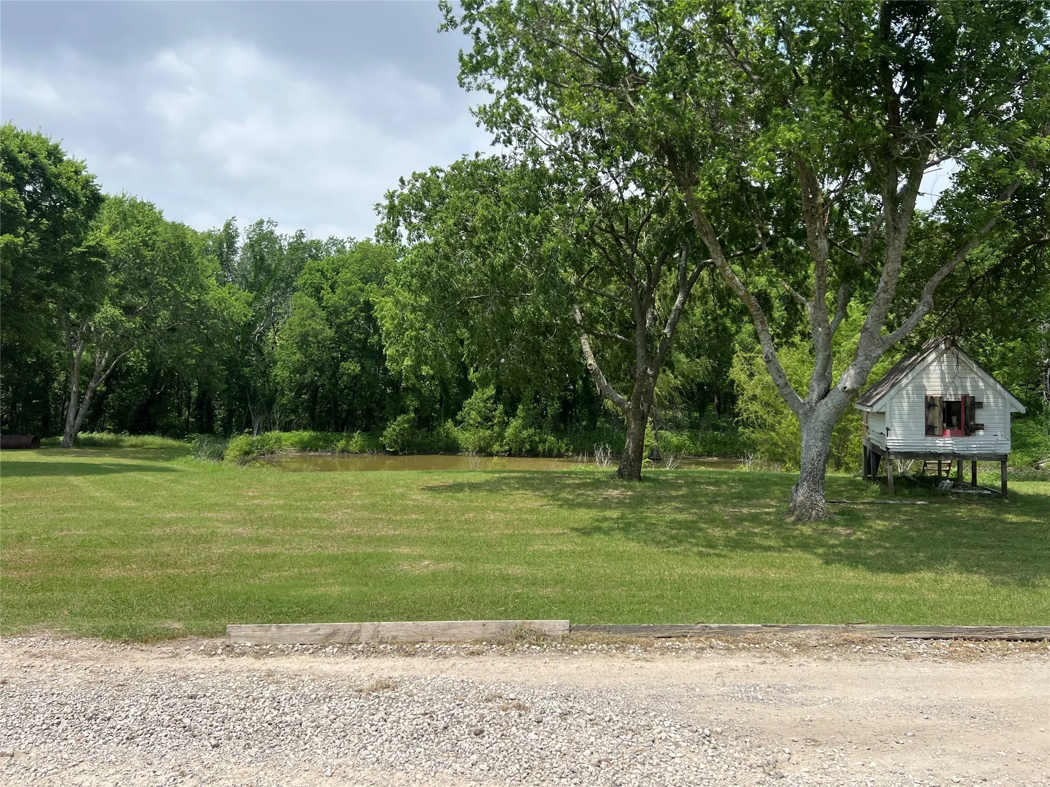 Single Family Residence For Sale in Collin County , 18877 Fm 2755, Royse City, Texas 75189, 3 Bedrooms, 2 Bathrooms, 3 Garage spaces, 1,750 Sqft, built in 2017, Price $2,750,000, mls#21134071, Real Estate Agent in Royse City, Homes For Sale in Collin county, Homes For Sale in Royse City, Realtor in Royse City Texas, Real Estate Brokerage Independent Realty Texas, Luminita Cordes Realtor