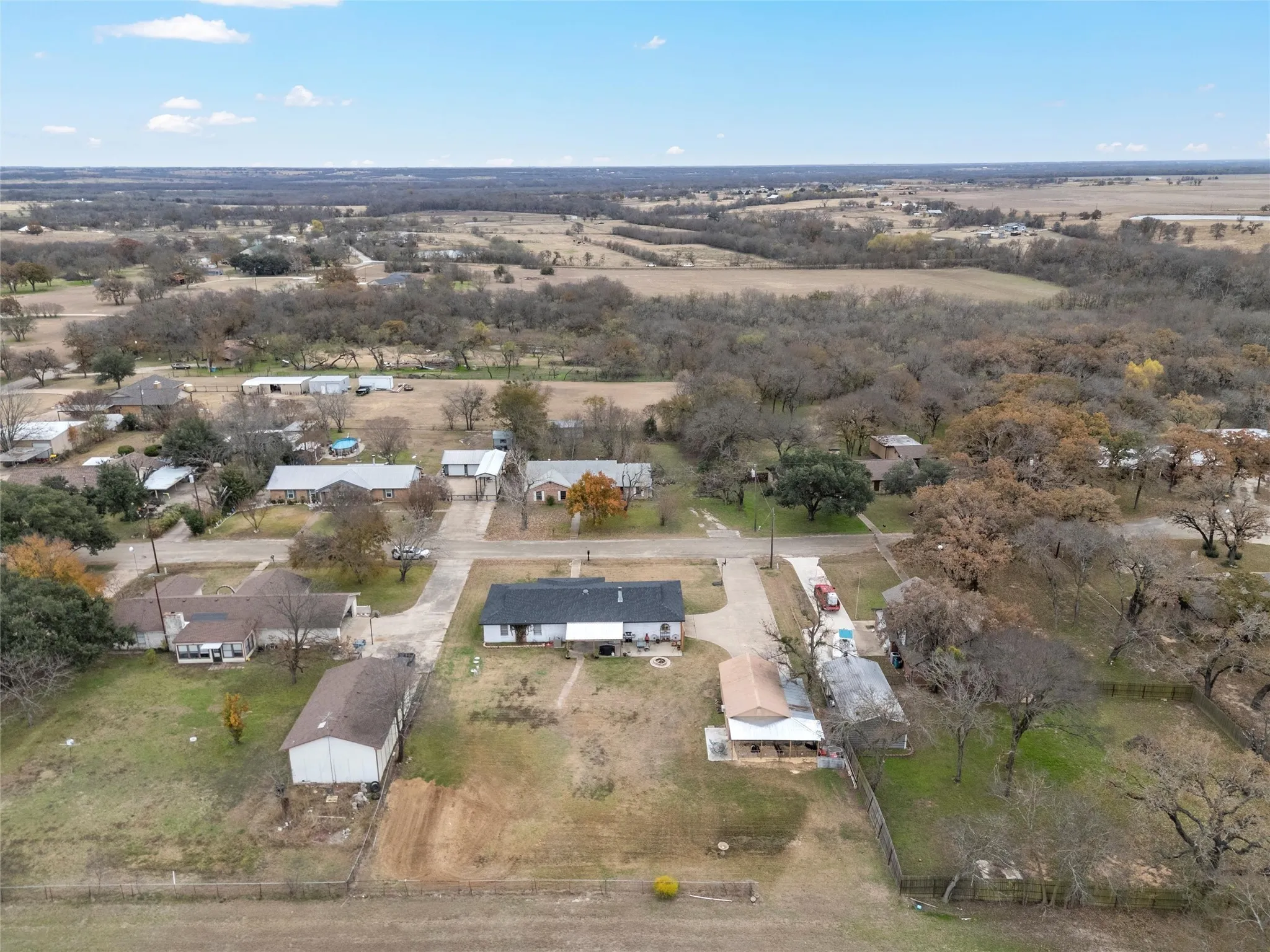 Single Family Residence For Sale in Mc Lennan County , 107 Woody Ray Drive, Elm Mott, Texas 76640, 3 Bedrooms, 2 Bathrooms, 2 Garage spaces, 1,852 Sqft, built in 1979, Price $345,000, mls#21134519, Real Estate Agent in Elm Mott, Homes For Sale in Mc Lennan county, Homes For Sale in Elm Mott, Realtor in Elm Mott Texas, Real Estate Brokerage Independent Realty Texas, Luminita Cordes Realtor
