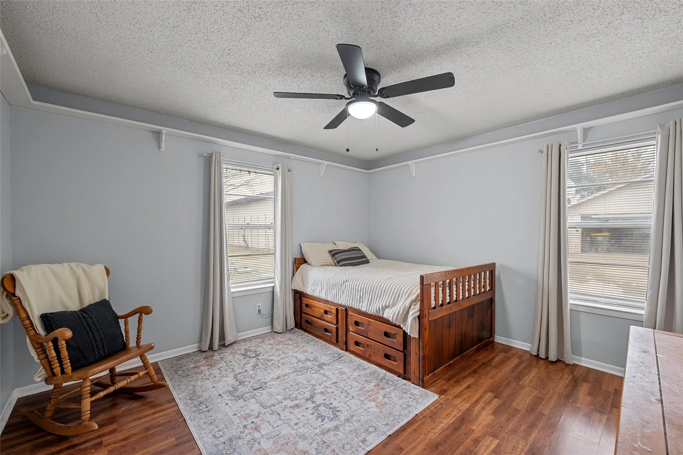 Single Family Residence For Sale in Mc Lennan County , 107 Woody Ray Drive, Elm Mott, Texas 76640, 3 Bedrooms, 2 Bathrooms, 2 Garage spaces, 1,852 Sqft, built in 1979, Price $345,000, mls#21134519, Real Estate Agent in Elm Mott, Homes For Sale in Mc Lennan county, Homes For Sale in Elm Mott, Realtor in Elm Mott Texas, Real Estate Brokerage Independent Realty Texas, Luminita Cordes Realtor