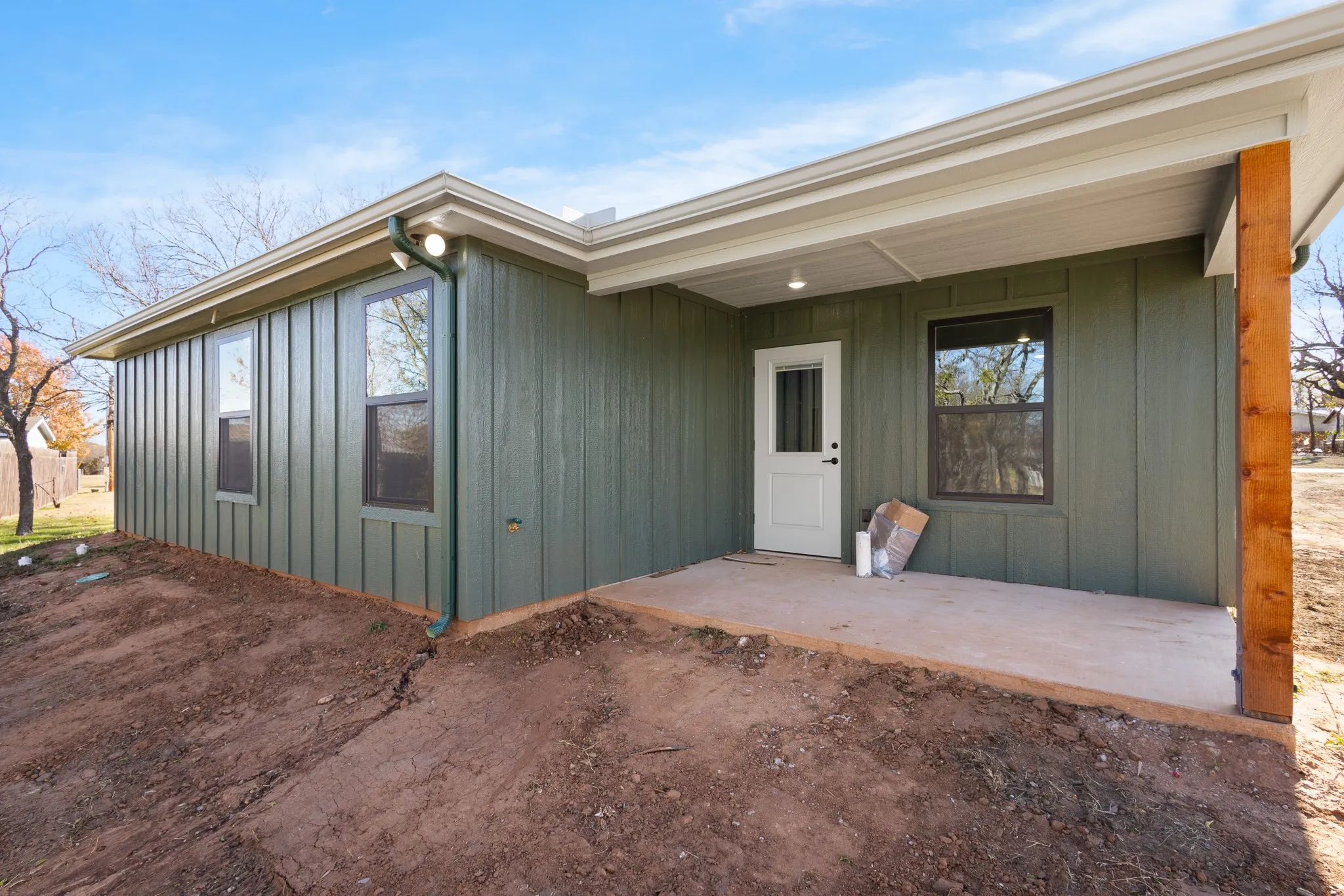 Single Family Residence For Sale in Montague County , 303 E Bois D Arc, Nocona, Texas 76255, 3 Bedroom, 2 Bathroom, 1 Garage spaces, 1,350 Sqft, built in 2025, New Construction - Complete, mls#21135257, Real Estate Agent in Nocona, Homes For Sale in Montague county, Homes For Sale in Nocona, Realtor in Nocona Texas, Real Estate Brokerage Independent Realty Texas, Luminita Cordes Realtor