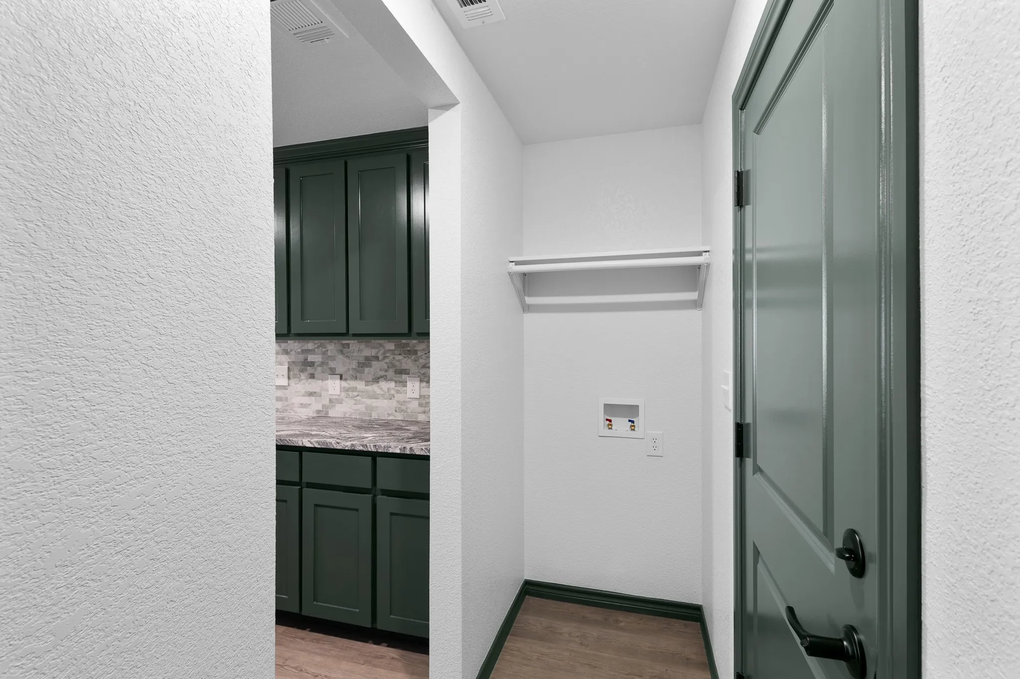 Single Family Residence For Sale in Montague County , 303 E Bois D Arc, Nocona, Texas 76255, 3 Bedroom, 2 Bathroom, 1 Garage spaces, 1,350 Sqft, built in 2025, New Construction - Complete, mls#21135257, Real Estate Agent in Nocona, Homes For Sale in Montague county, Homes For Sale in Nocona, Realtor in Nocona Texas, Real Estate Brokerage Independent Realty Texas, Luminita Cordes Realtor